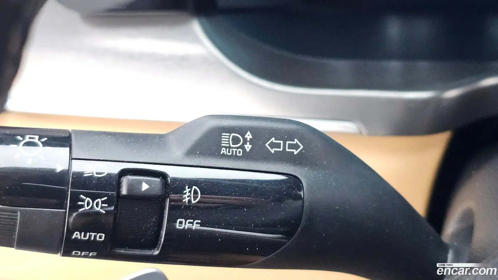 Sorento Kia 2020.4-OPTION-044