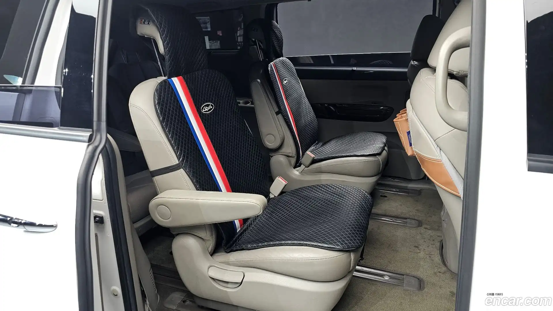 Canival Kia 2018.4-OPTION-015