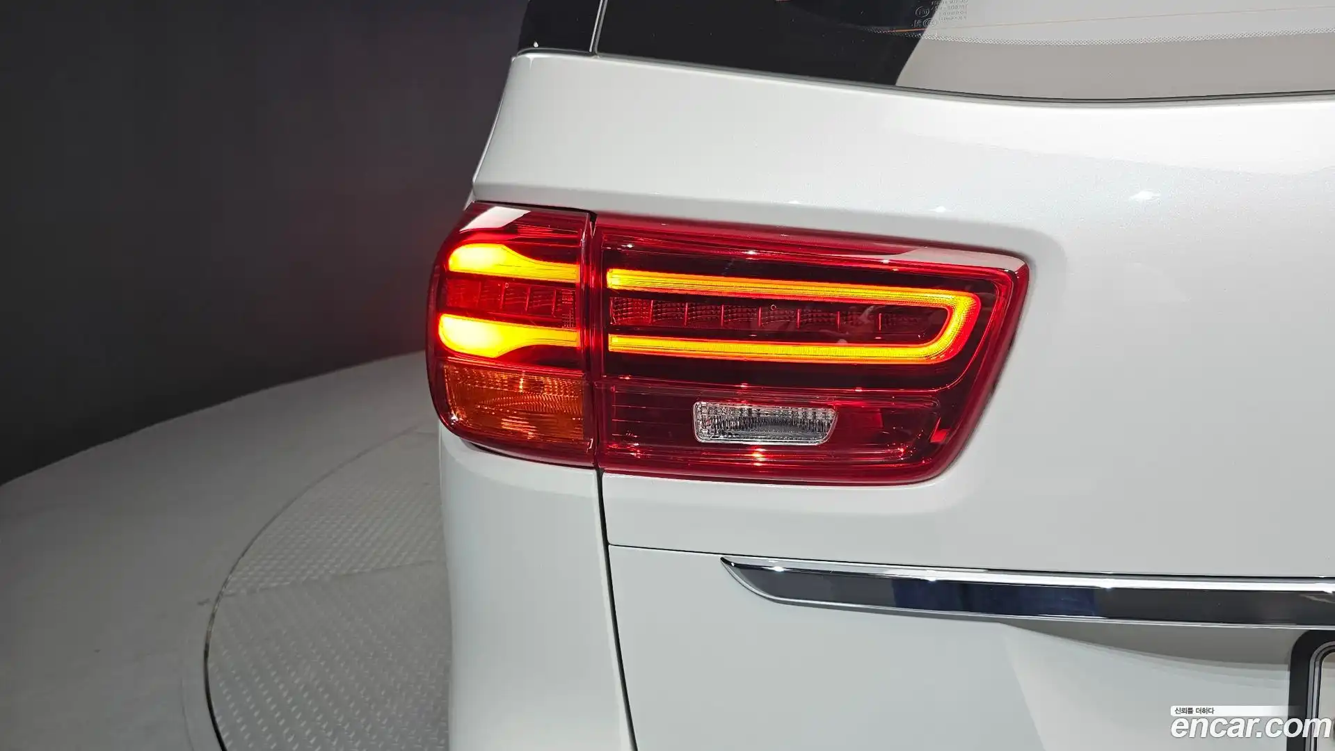 Canival Kia 2018.4-OUTER-033