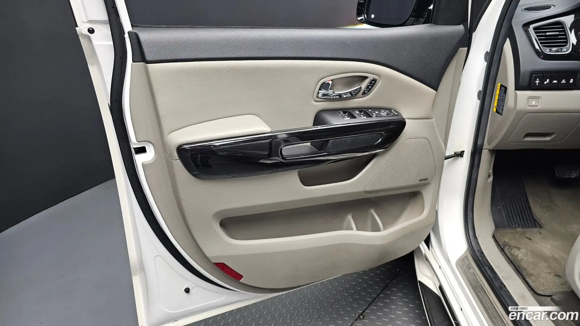 Canival Kia 2018.4-INNER-034