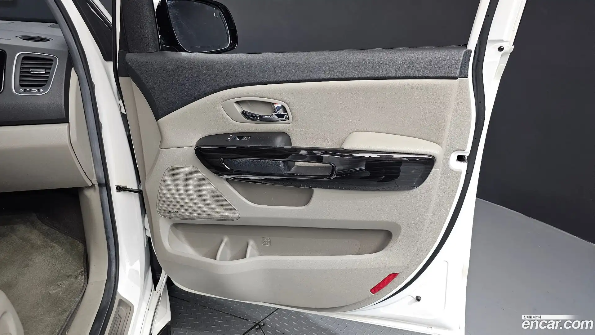 Canival Kia 2018.4-INNER-035