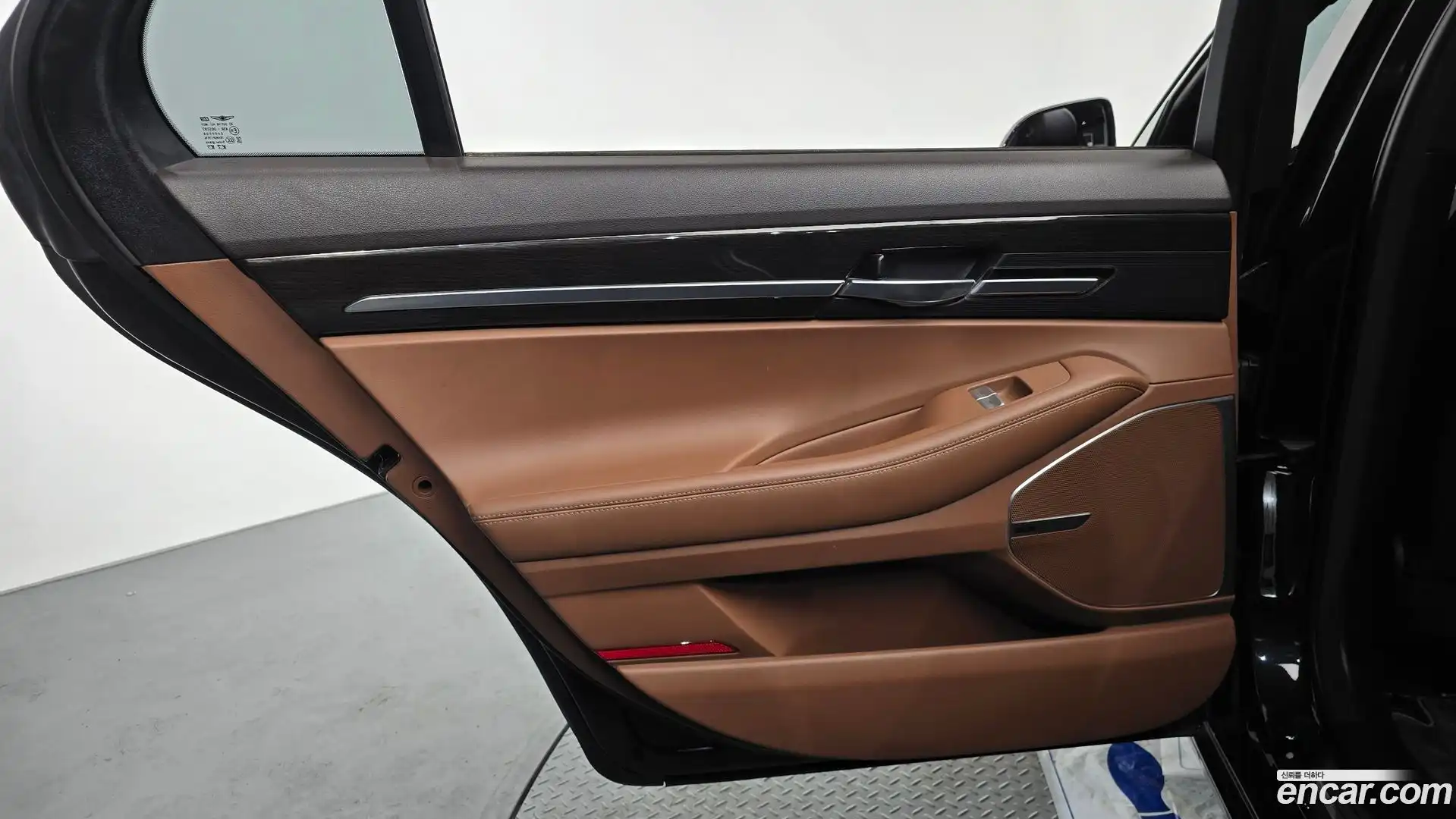 G90 Genesis 2019.5-INNER-035