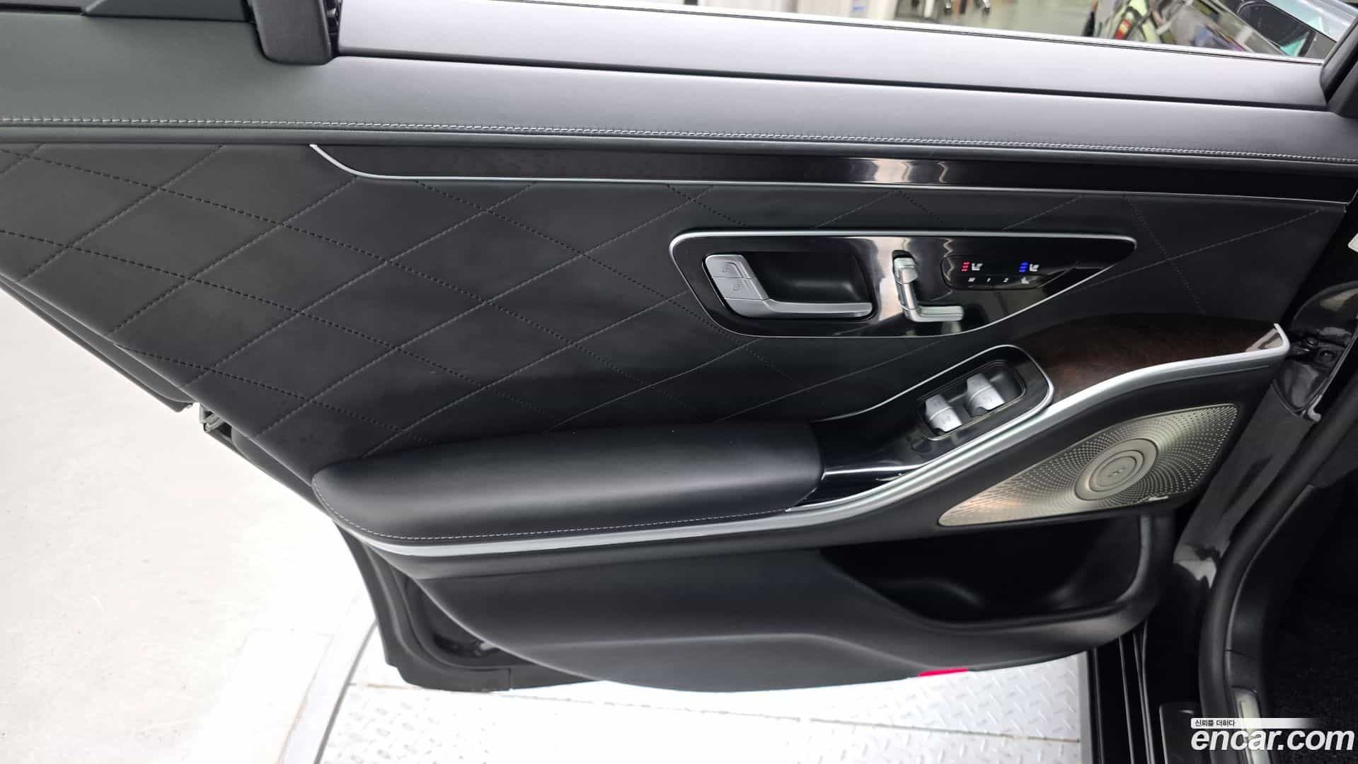 S-Class Mercedes-Benz 2021.5-INNER-035
