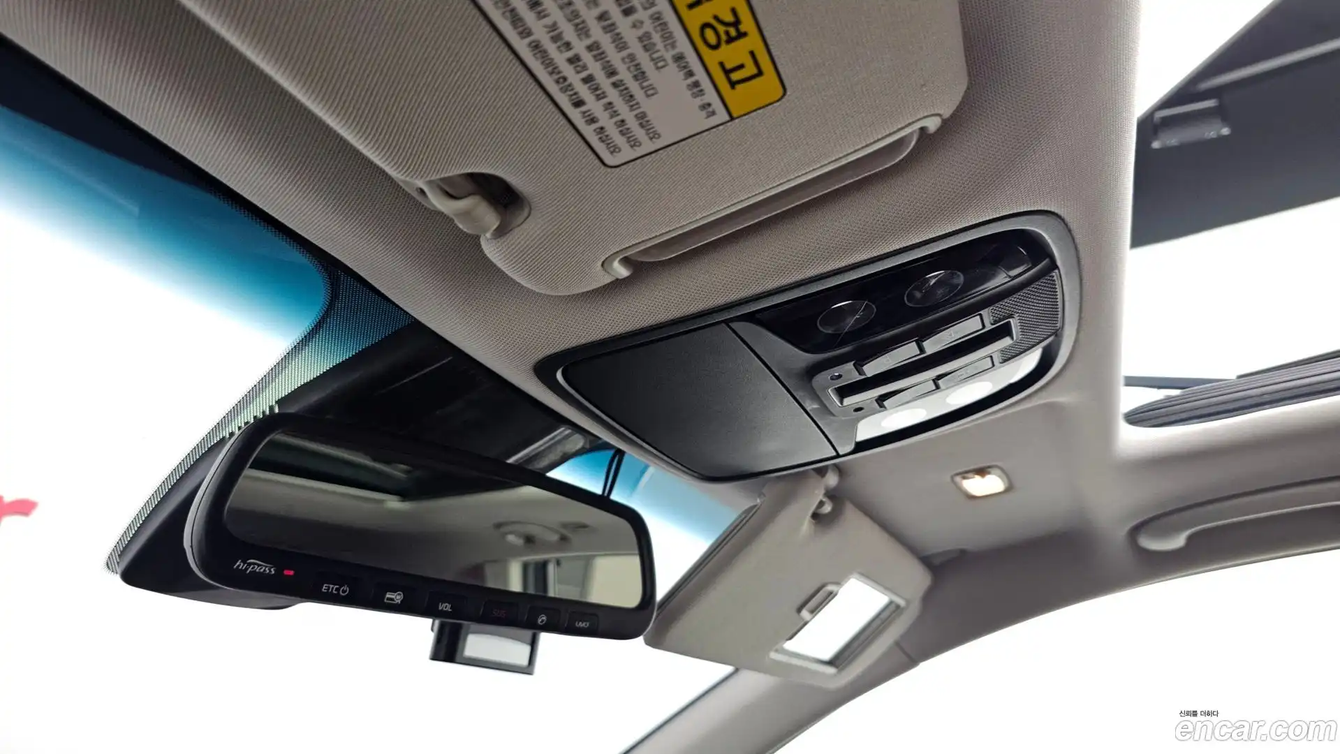 Sorento Kia 2016.0-OPTION-024