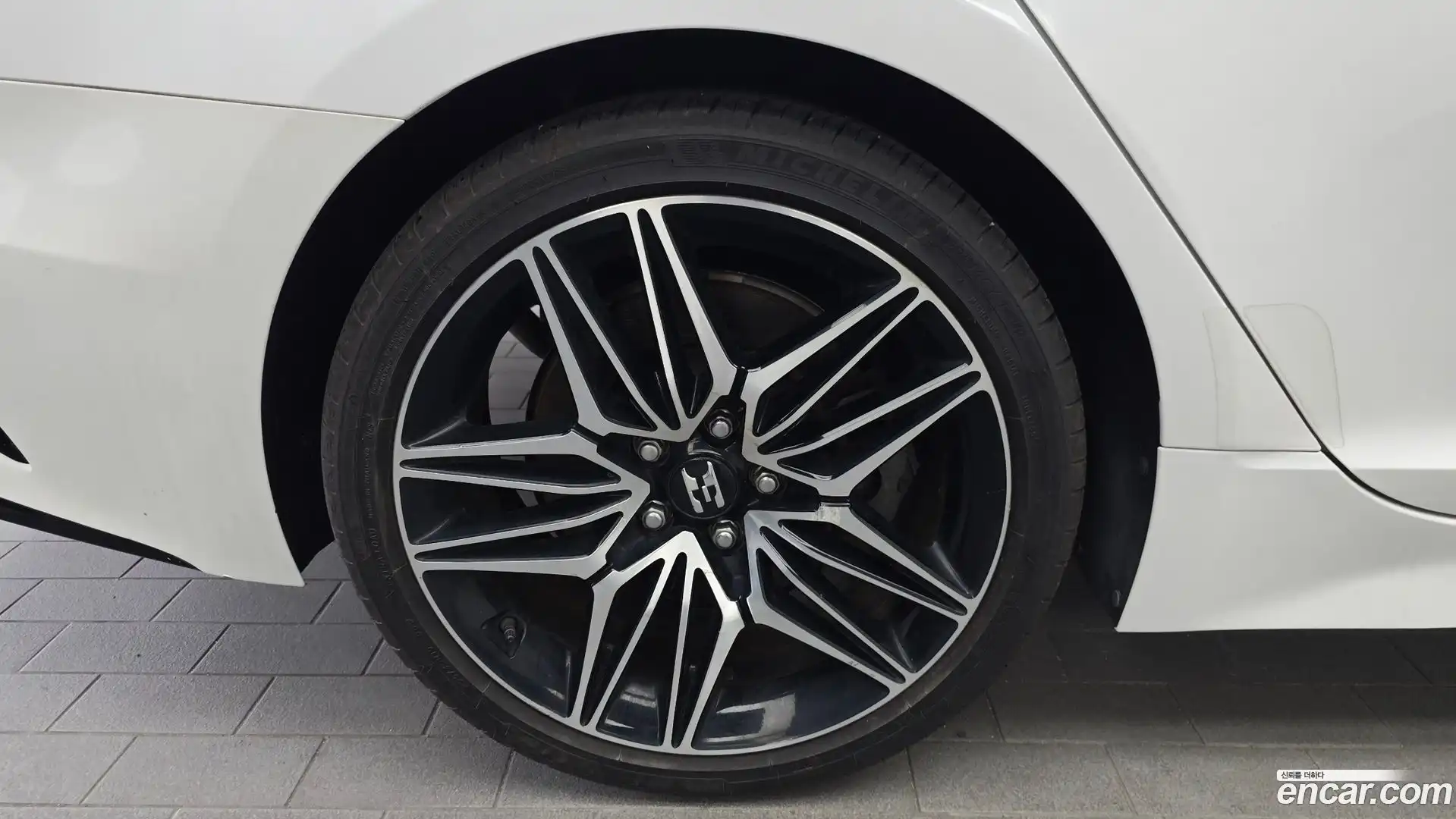 Stinger Kia 2020.10-OUTER-005