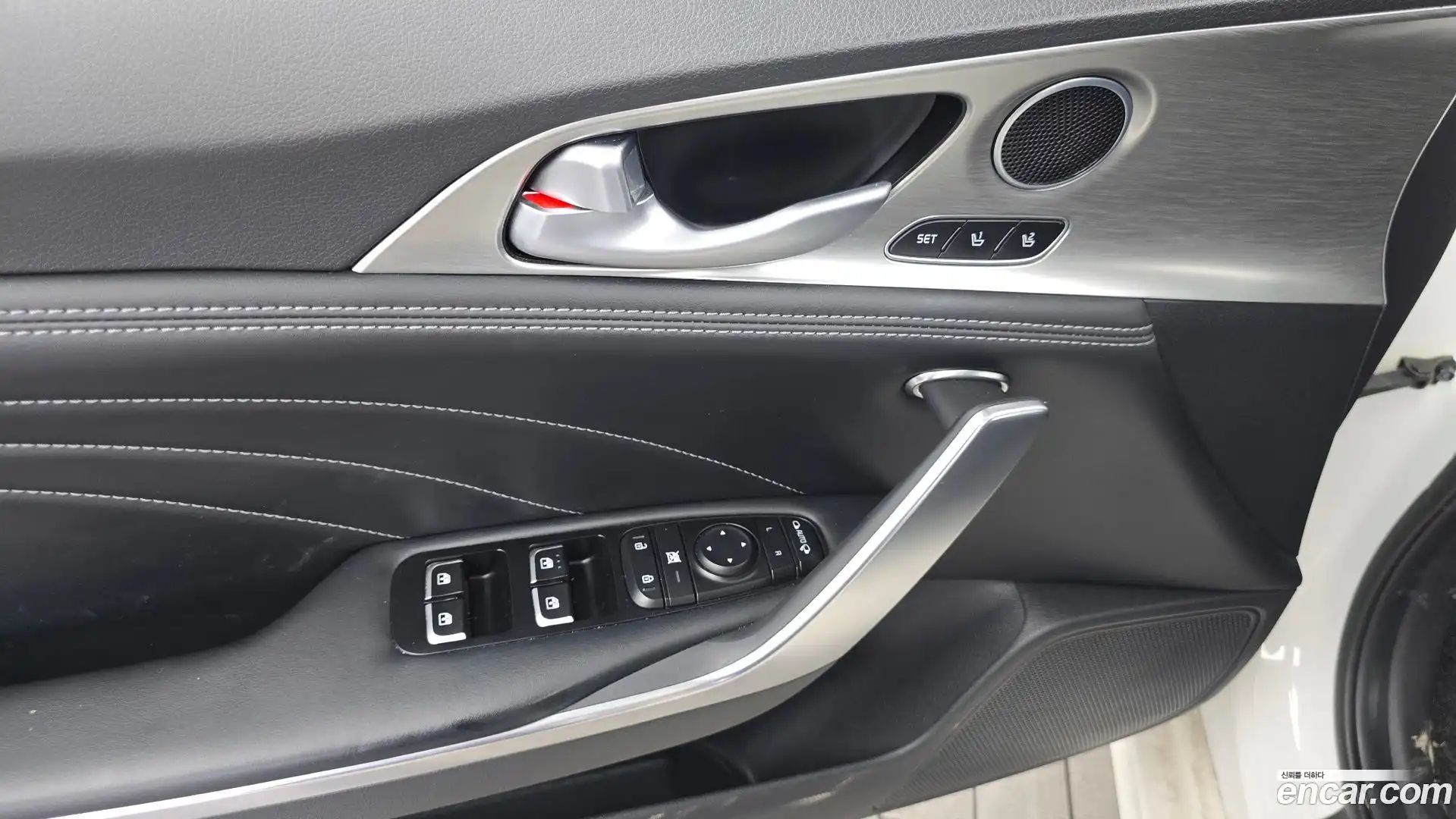 Stinger Kia 2020.10-OPTION-041