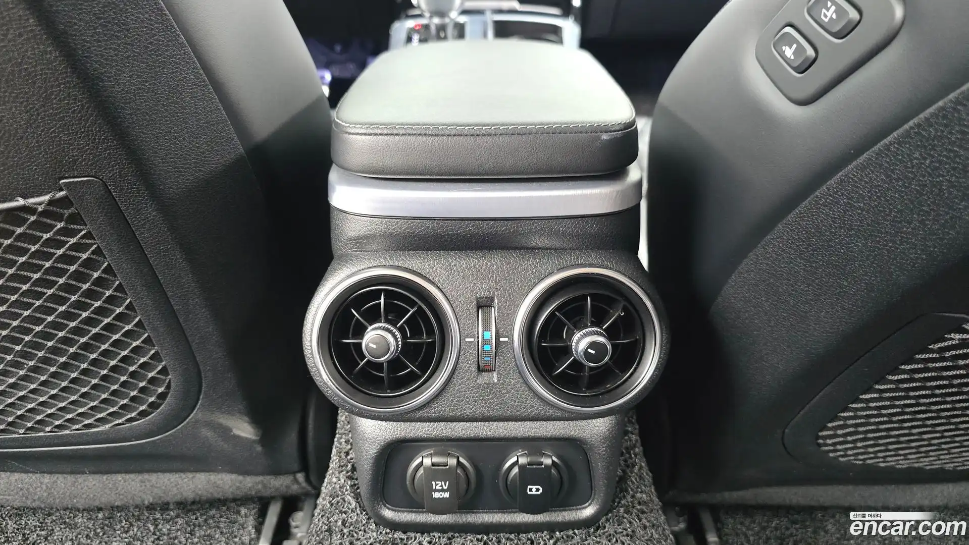 Stinger Kia 2020.10-OPTION-044