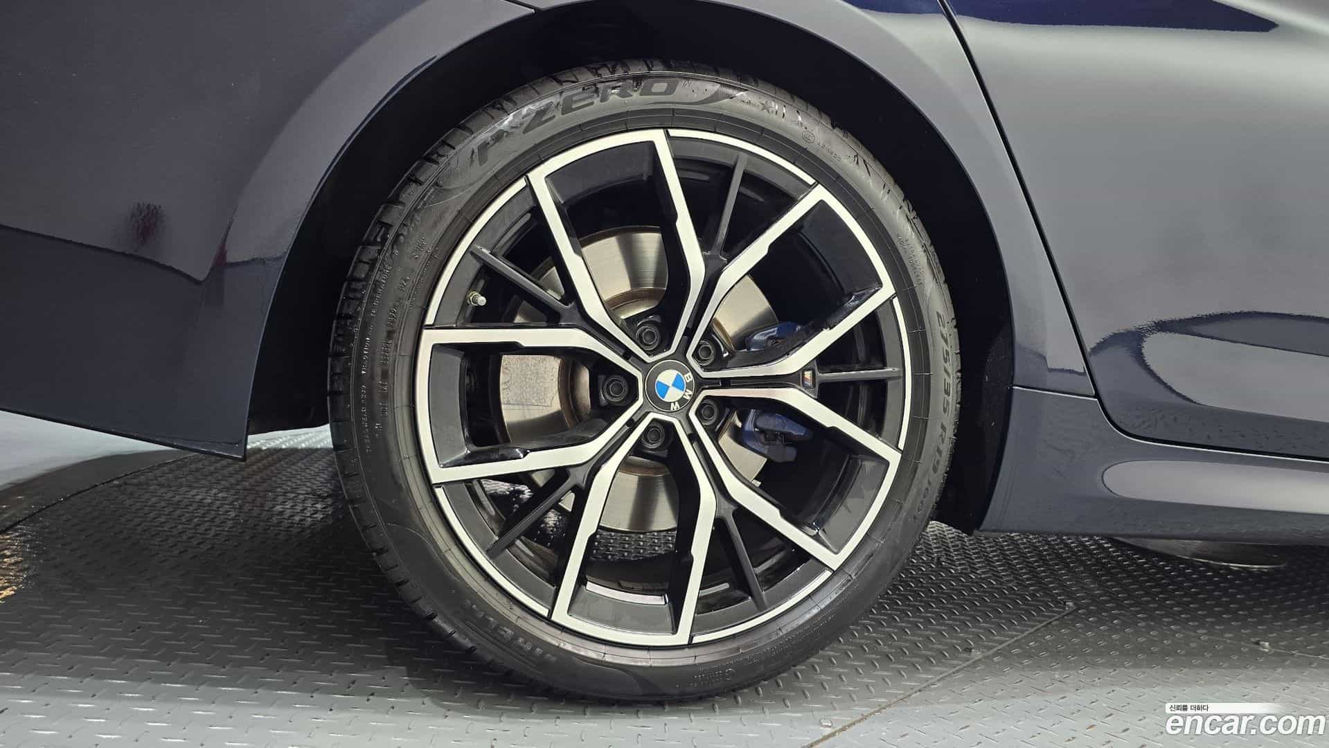 5-Series BMW 2022.11-OUTER-005