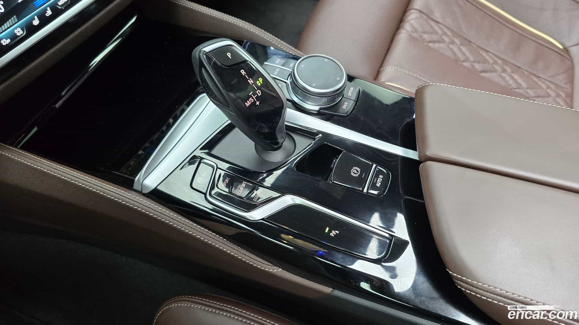 5-Series BMW 2022.11-INNER-009