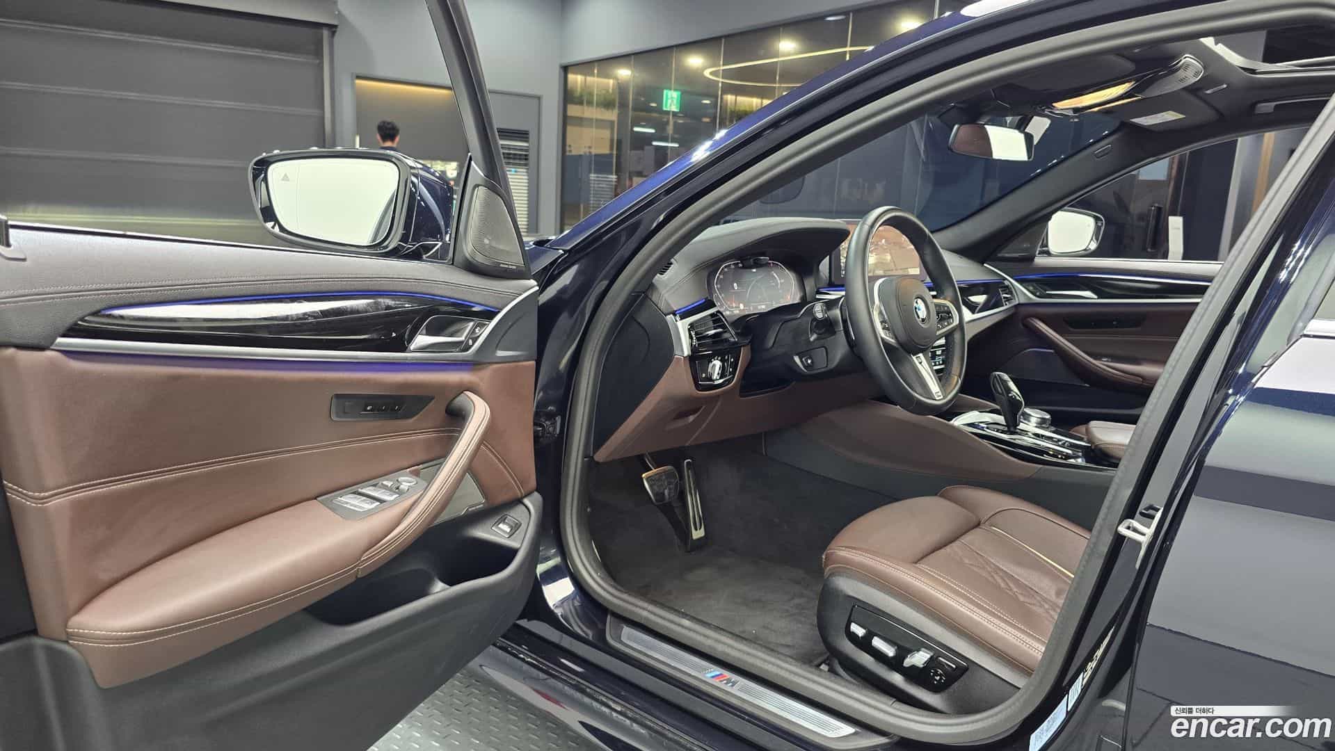 5-Series BMW 2022.11-INNER-010