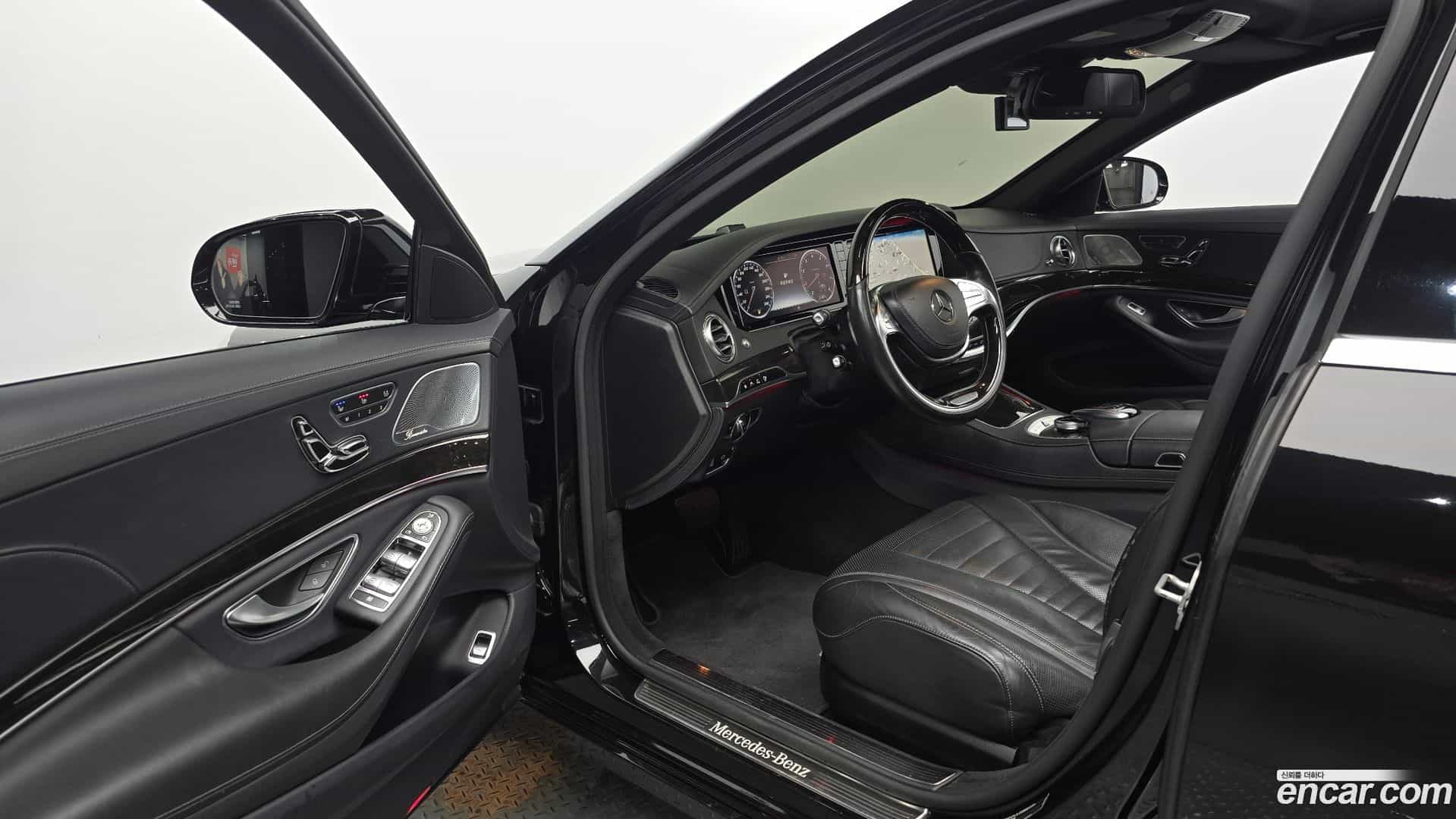 S-Class Mercedes-Benz 2015.3-INNER-010