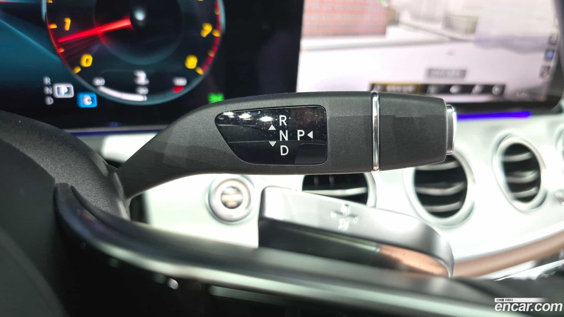 E-Class Mercedes-Benz 2021.5-INNER-009