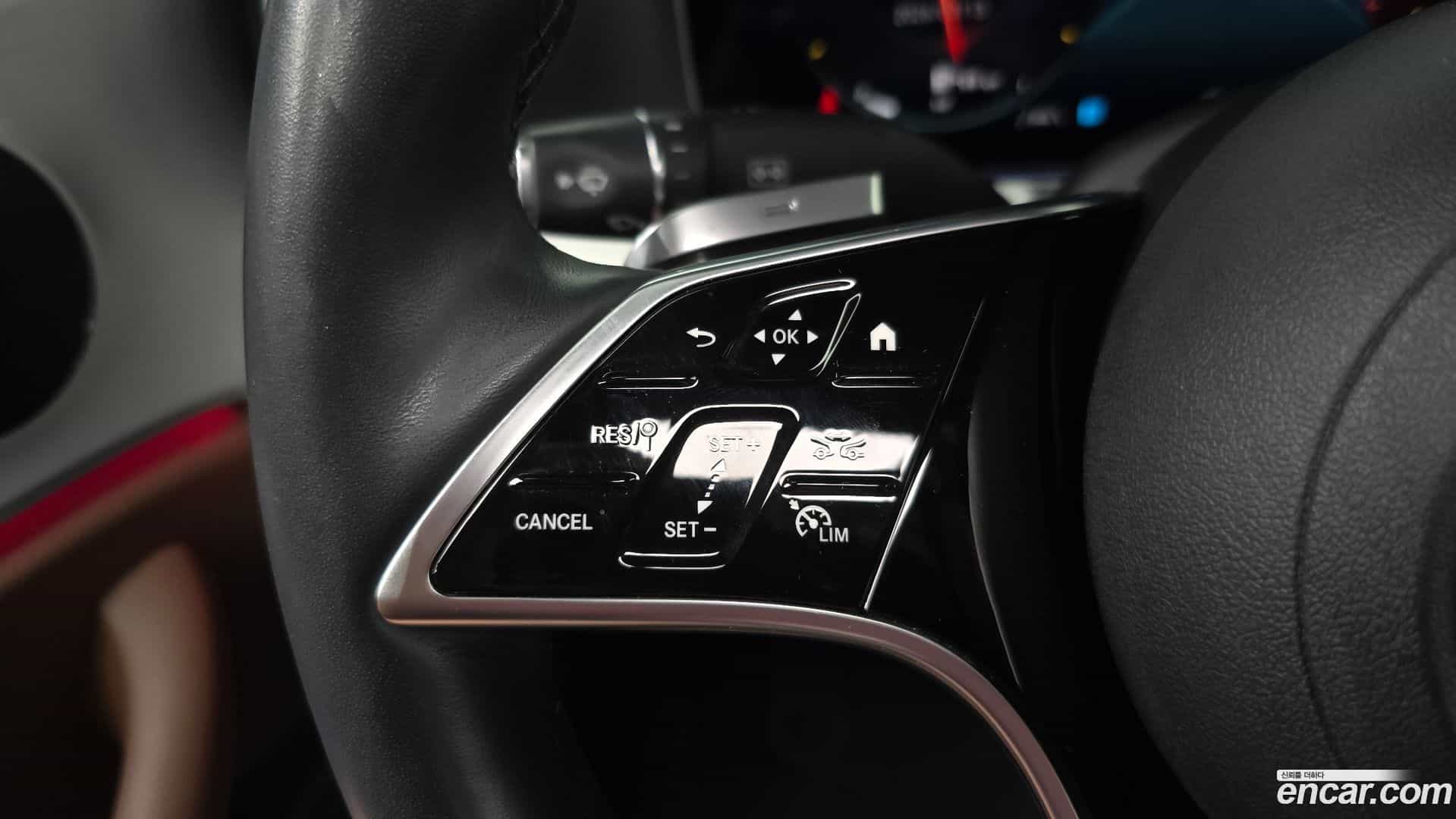 E-Class Mercedes-Benz 2021.5-OPTION-023