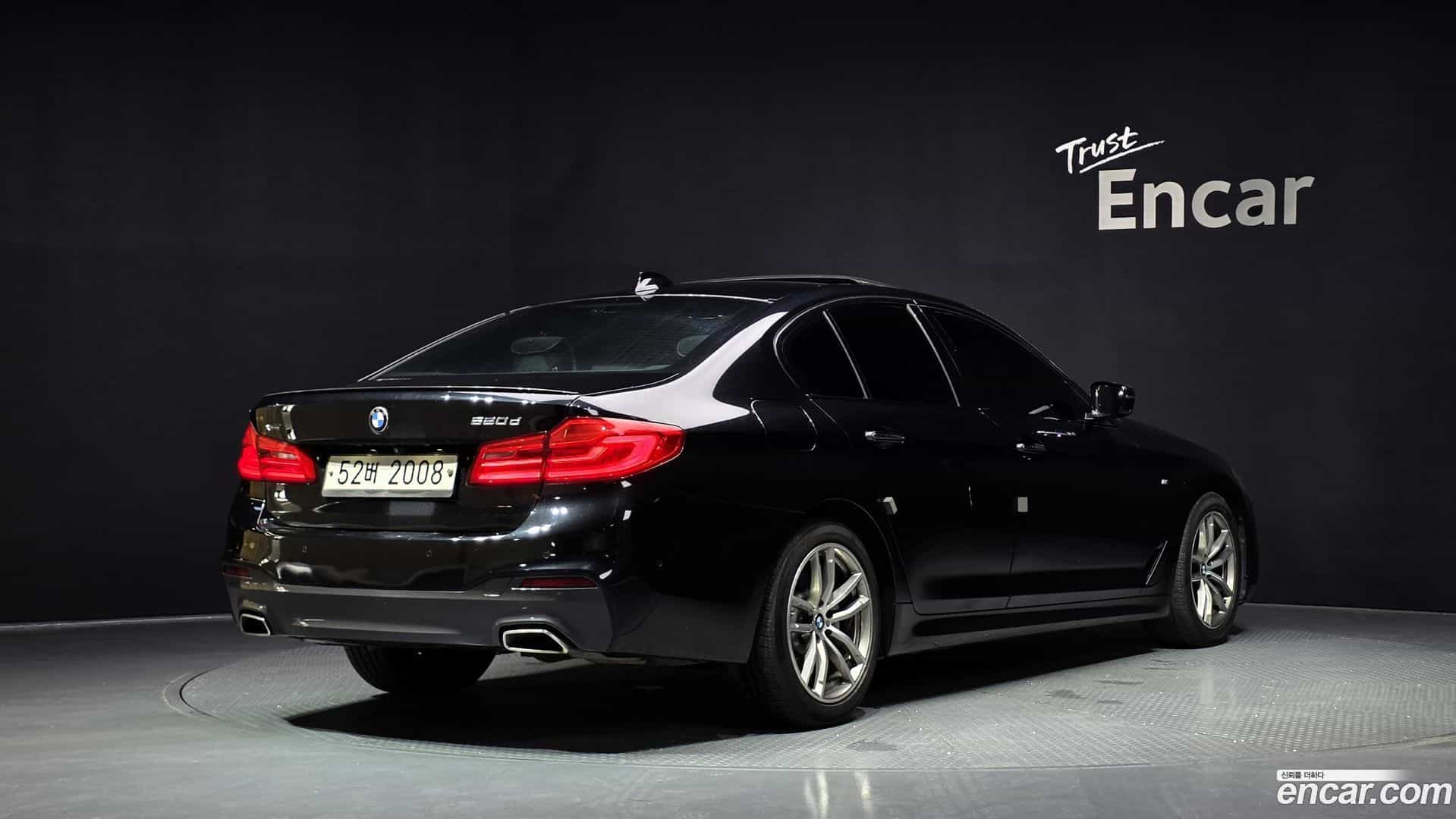 5-Series BMW 2017.5-OUTER-002