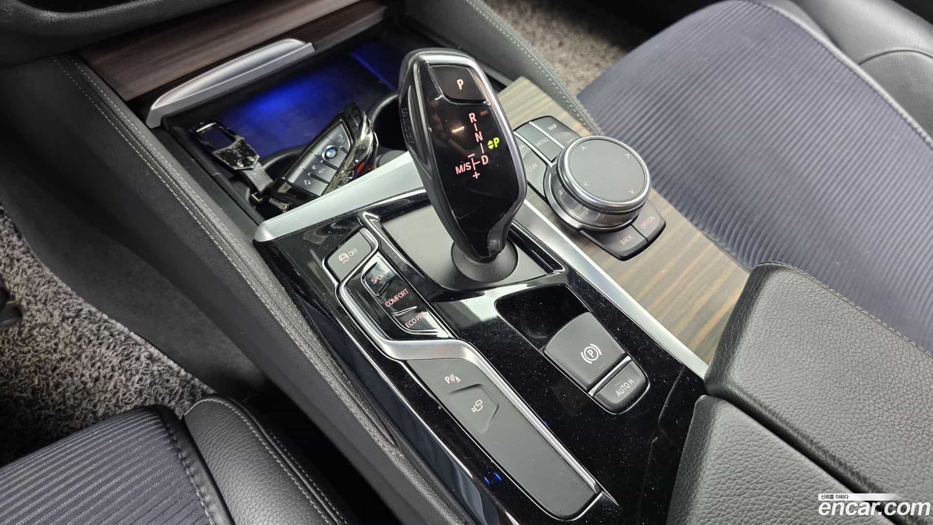 5-Series BMW 2017.5-INNER-009