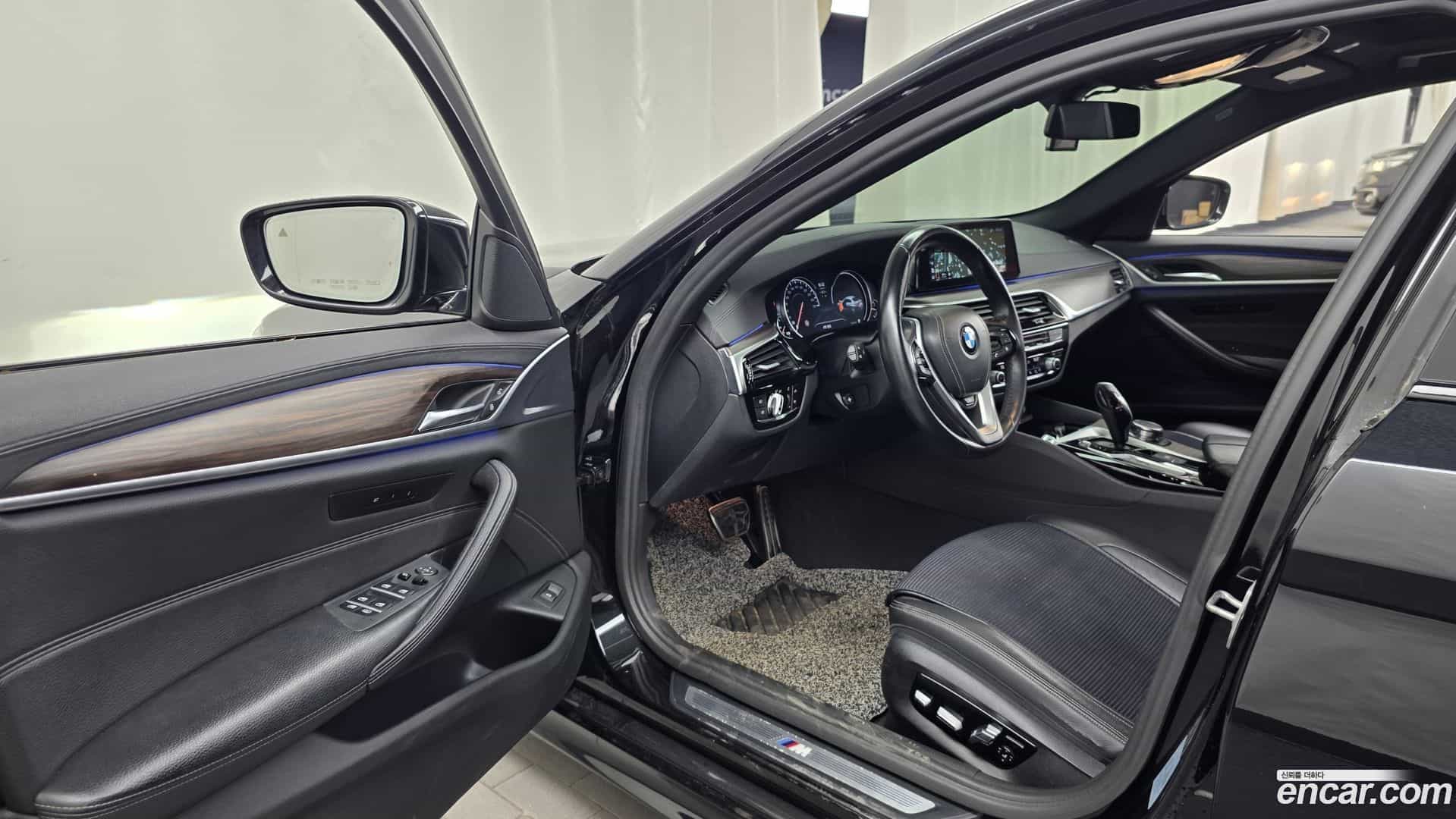 5-Series BMW 2017.5-INNER-010