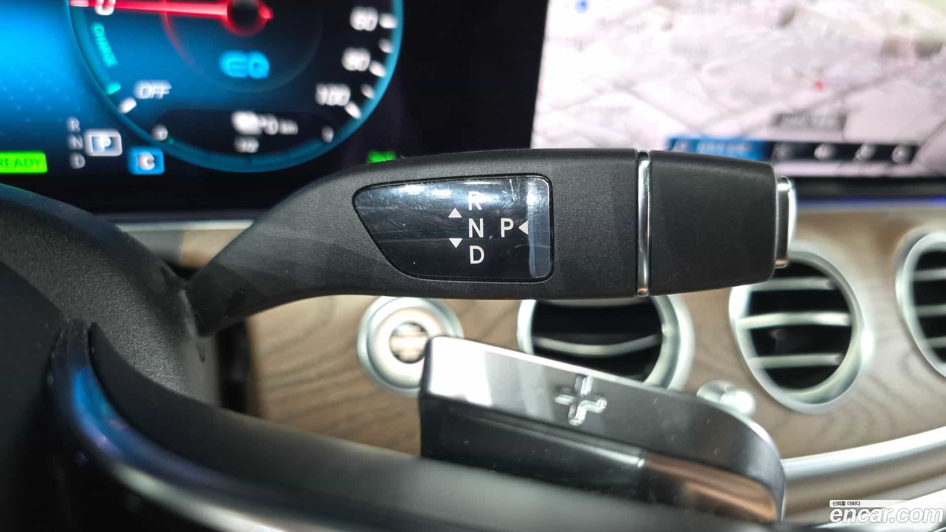 E-Class Mercedes-Benz 2021.4-INNER-009