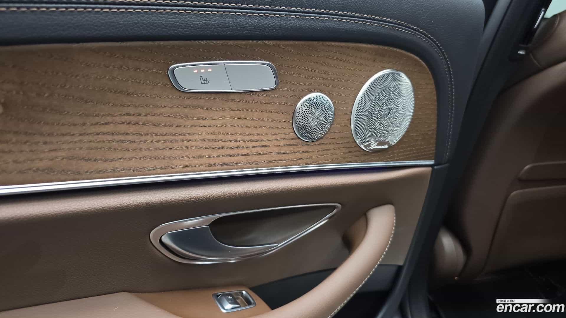E-Class Mercedes-Benz 2021.4-OPTION-040
