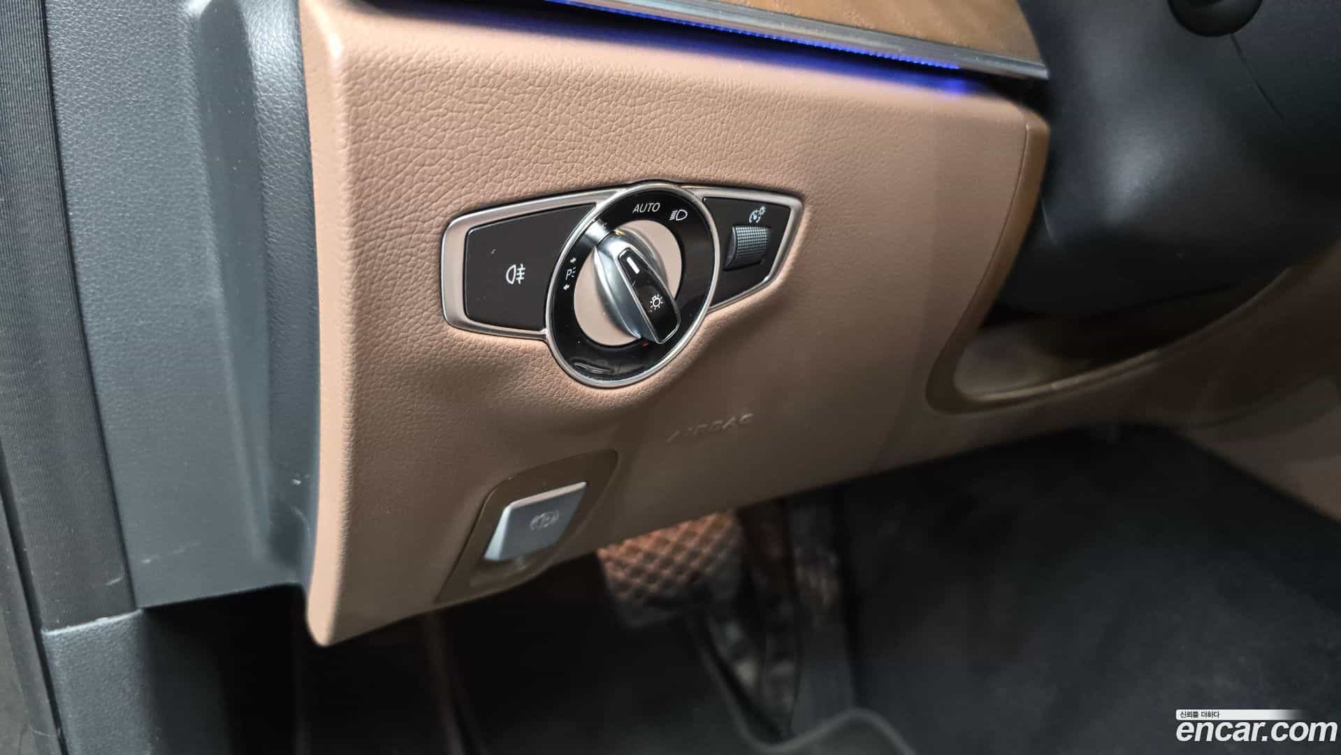 E-Class Mercedes-Benz 2021.4-OPTION-041