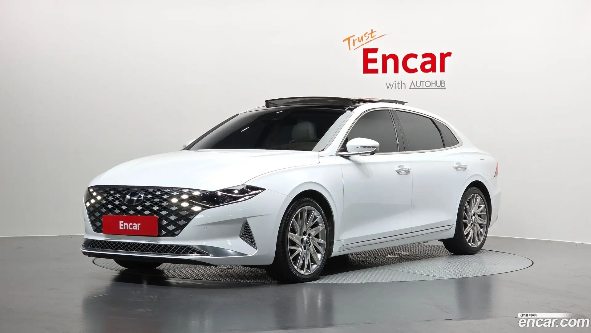 Main__Slider__Photo:Grandeur Hyundai 2021.5-0
