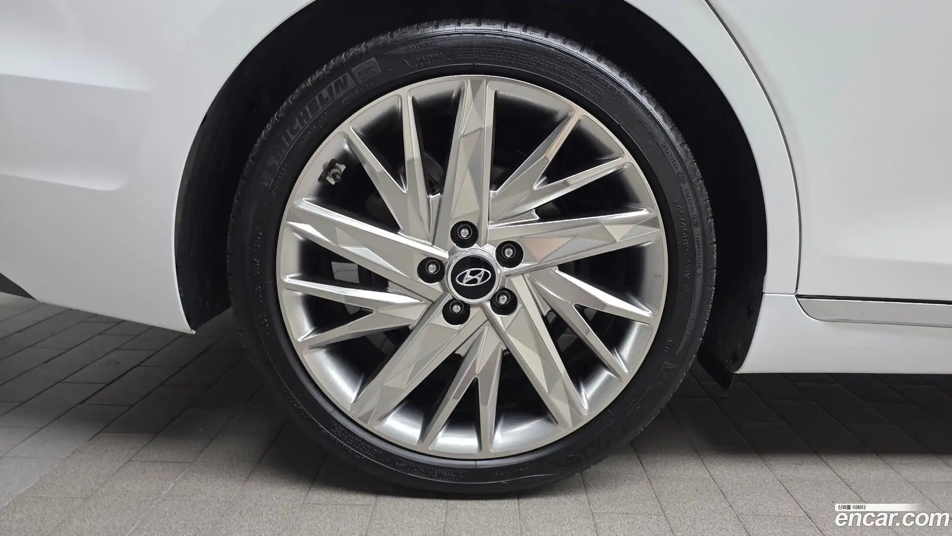 Grandeur Hyundai 2021.5-OUTER-005