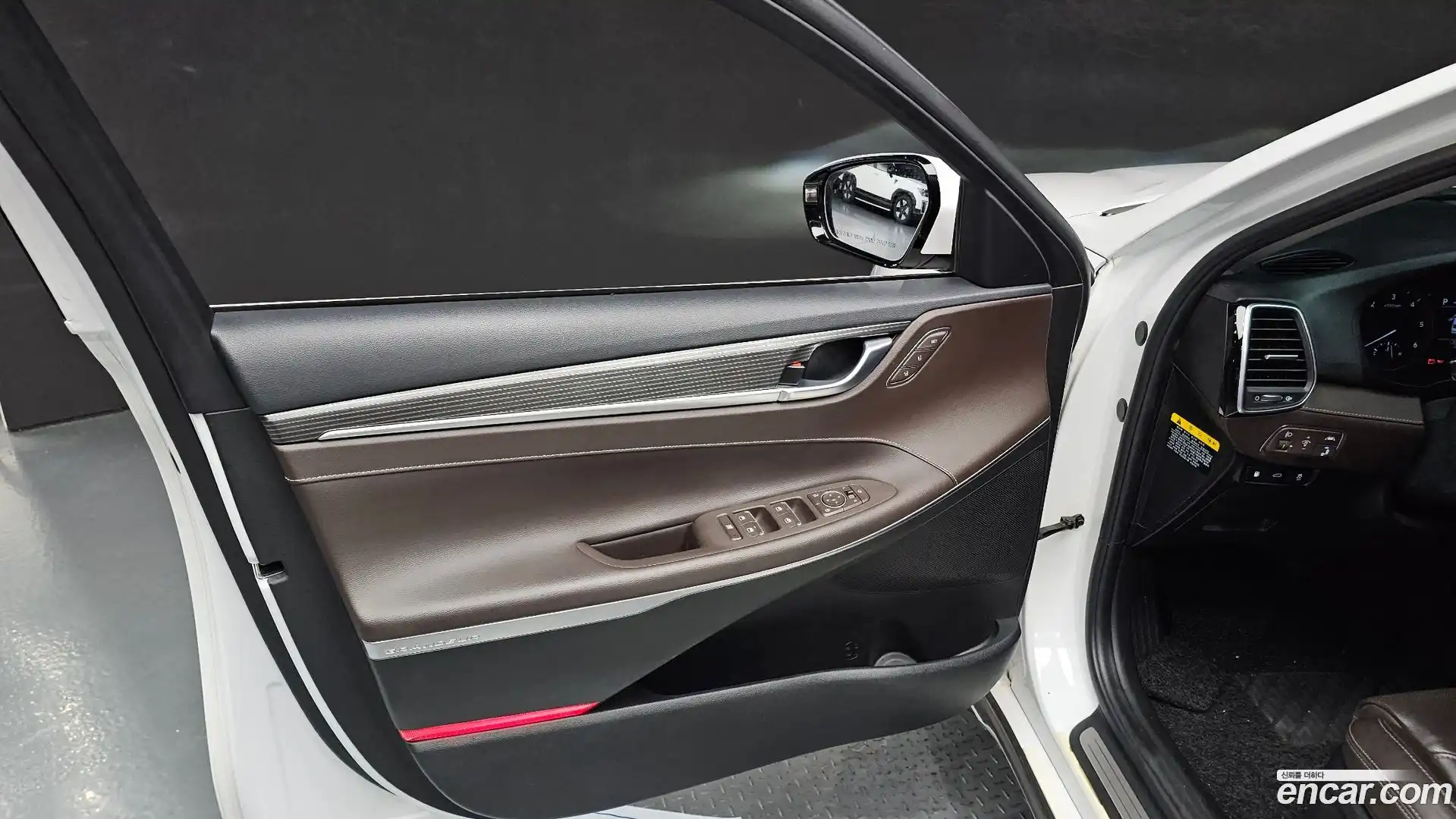 Grandeur Hyundai 2018.4-INNER-034