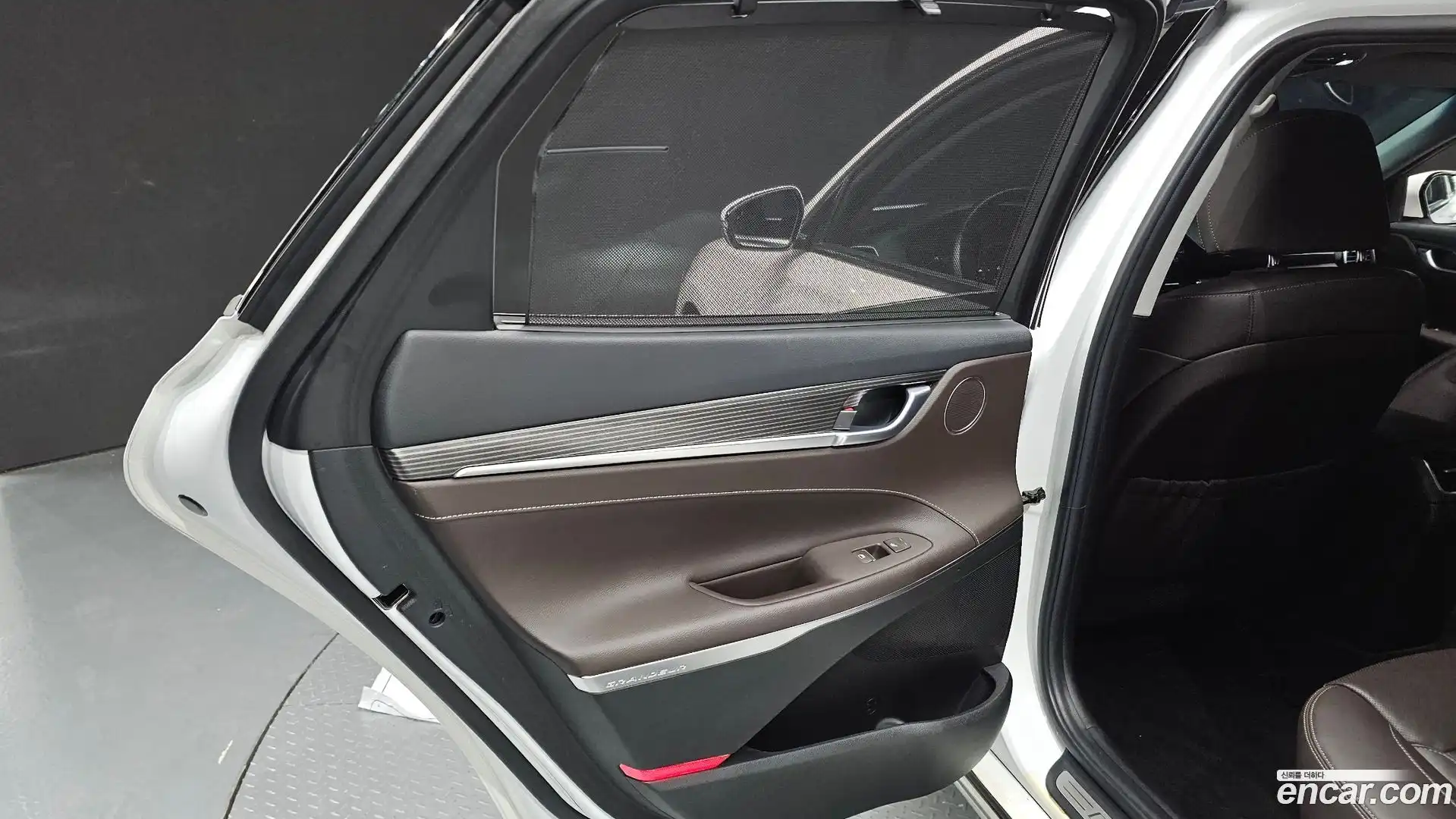 Grandeur Hyundai 2018.4-INNER-035