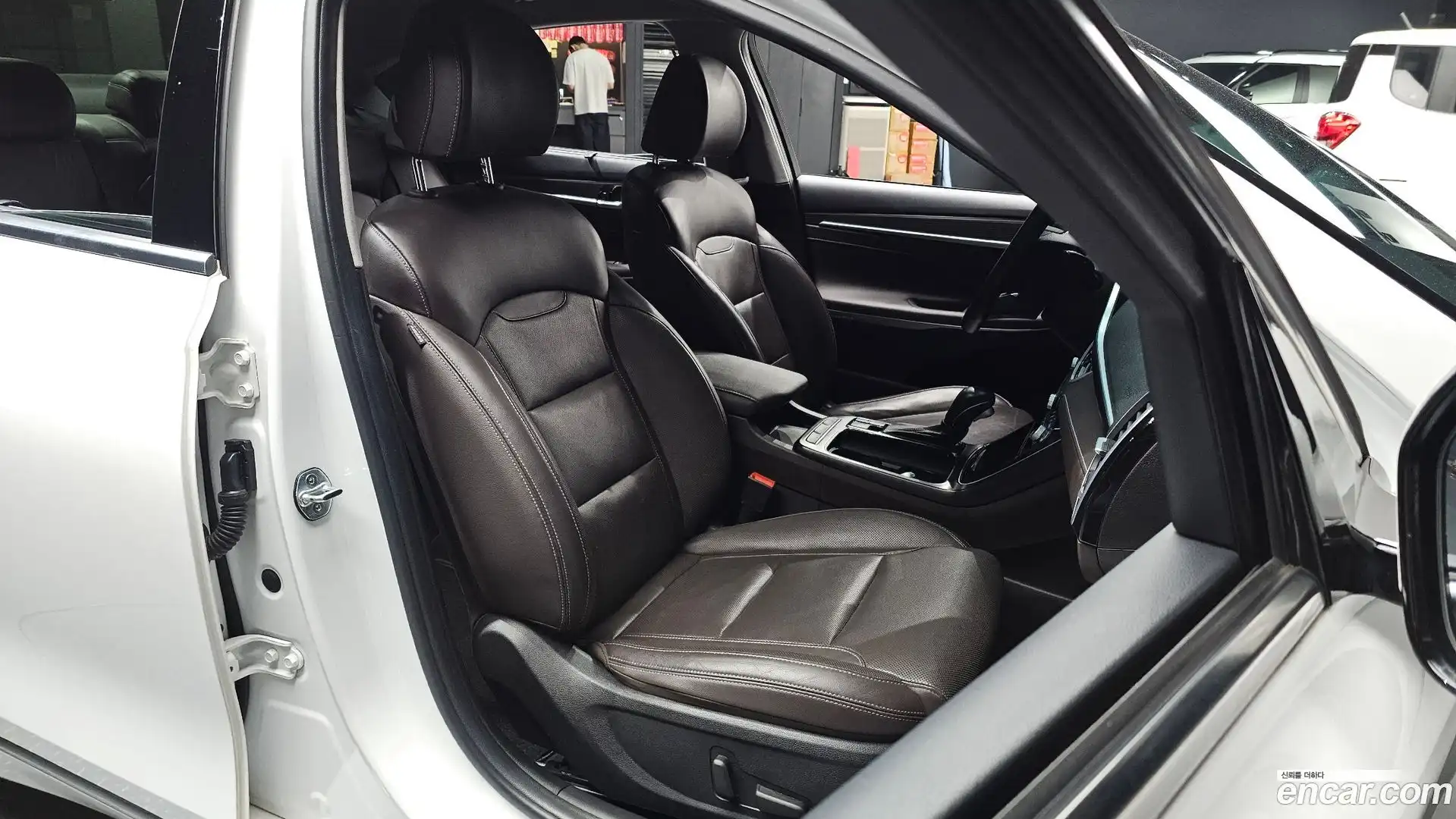 Grandeur Hyundai 2018.4-INNER-036