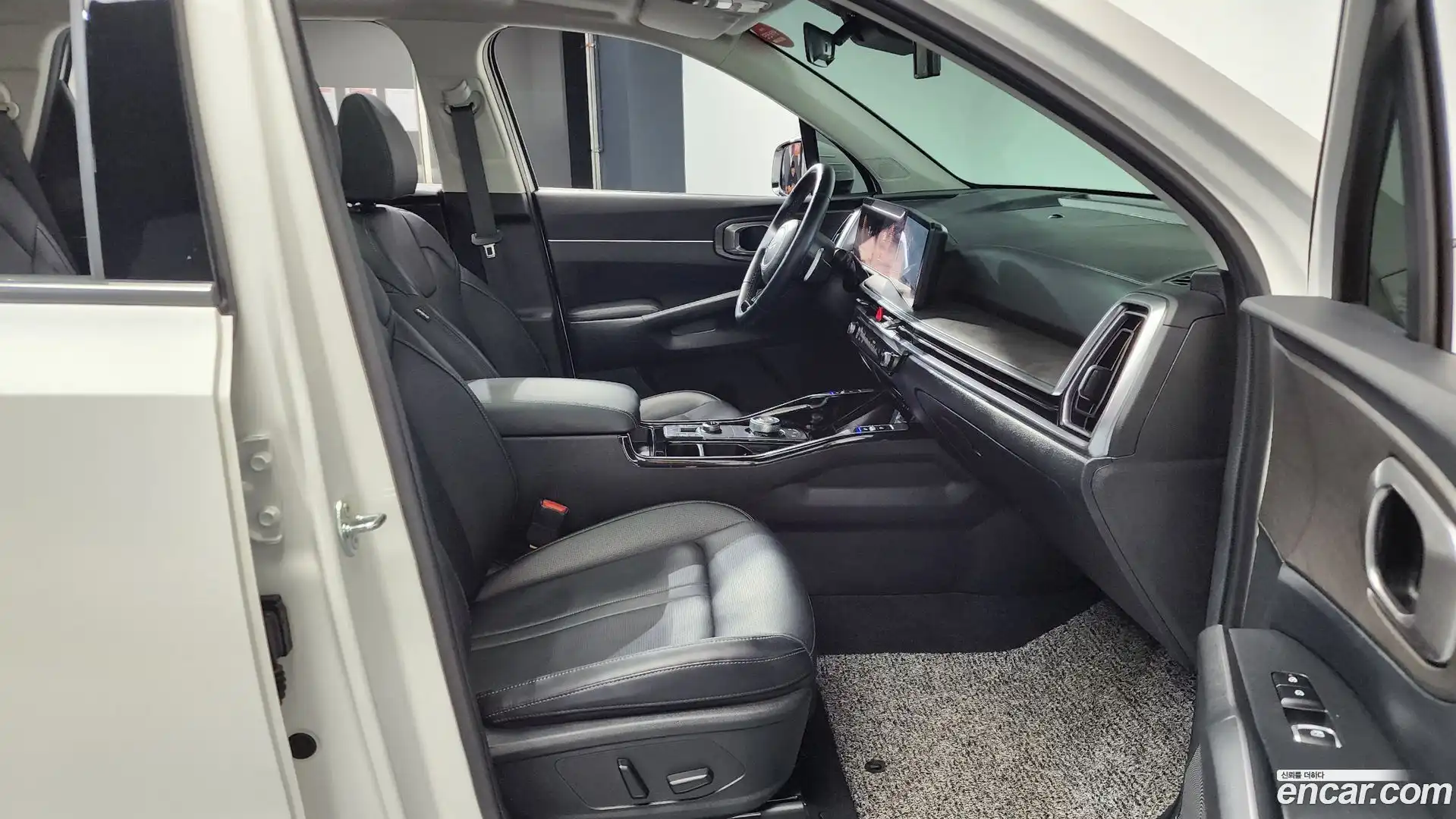Sorento Kia 2024.2-INNER-036