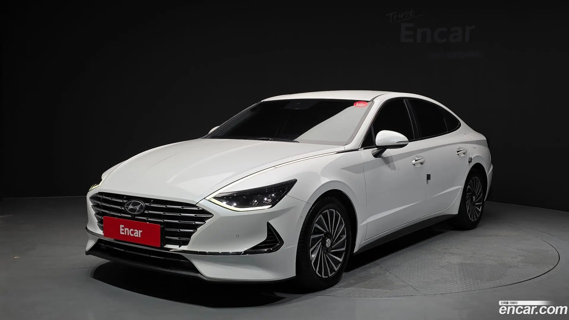Main__Slider__Photo:Sonata Hyundai 2021.9-0