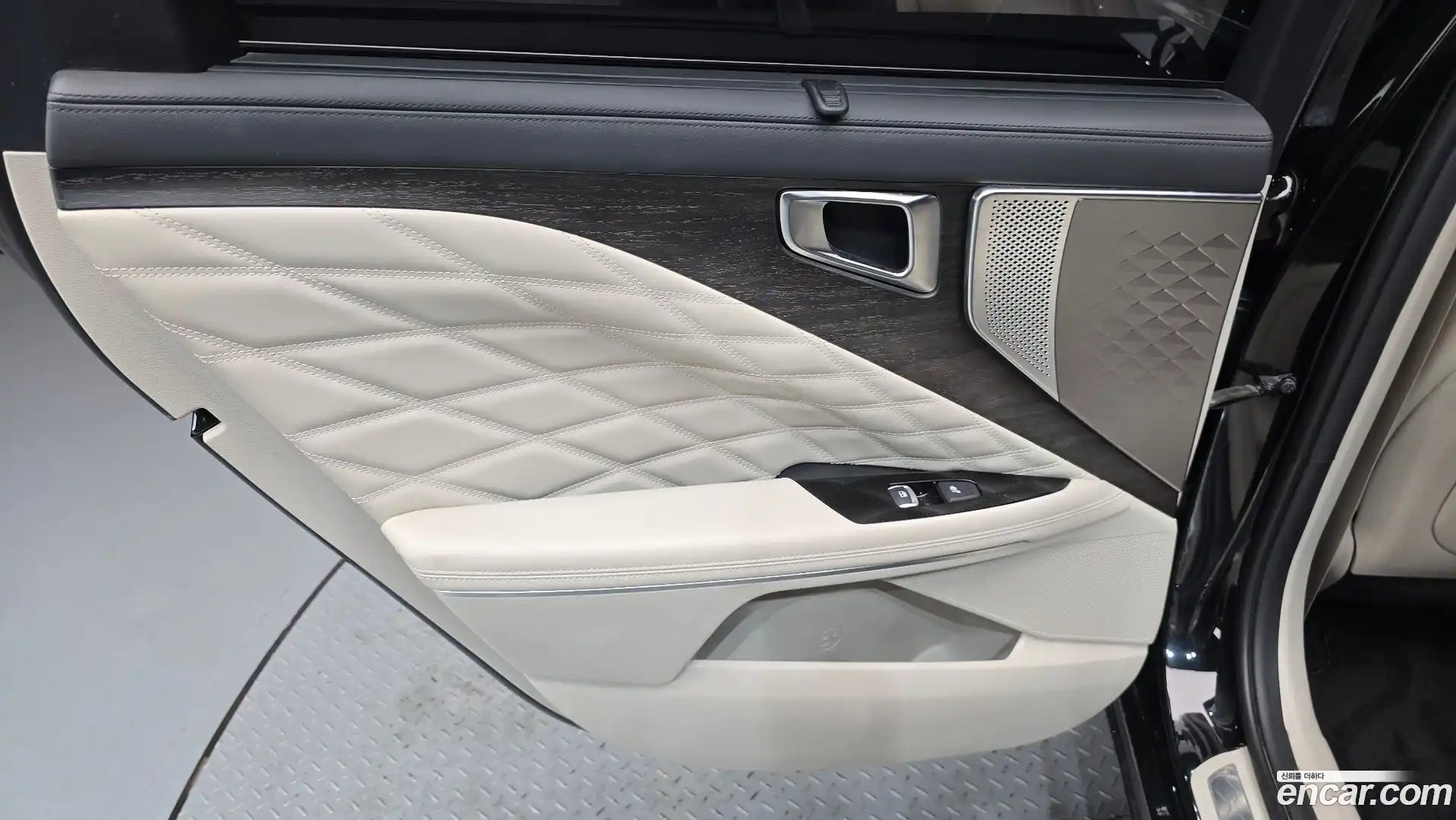 K8 Kia 2022.6-INNER-035