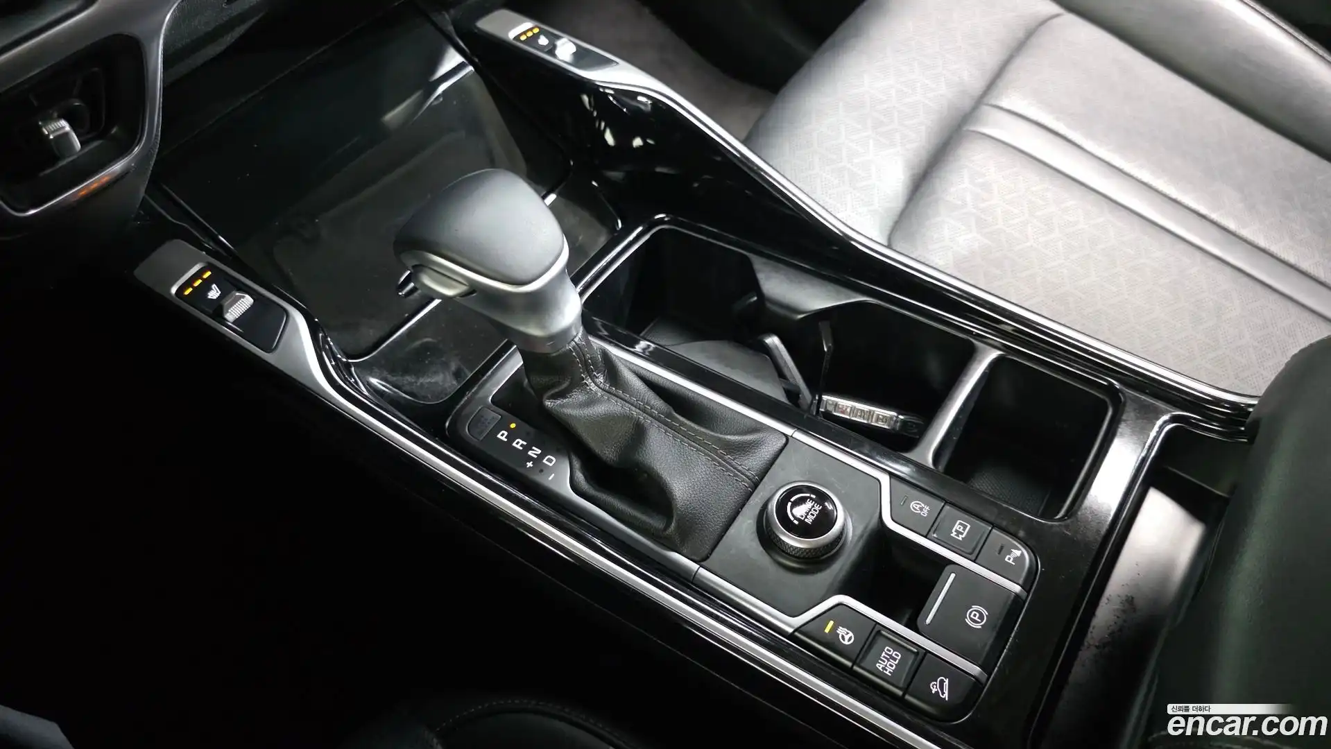 Sorento Kia 2023.1-INNER-009