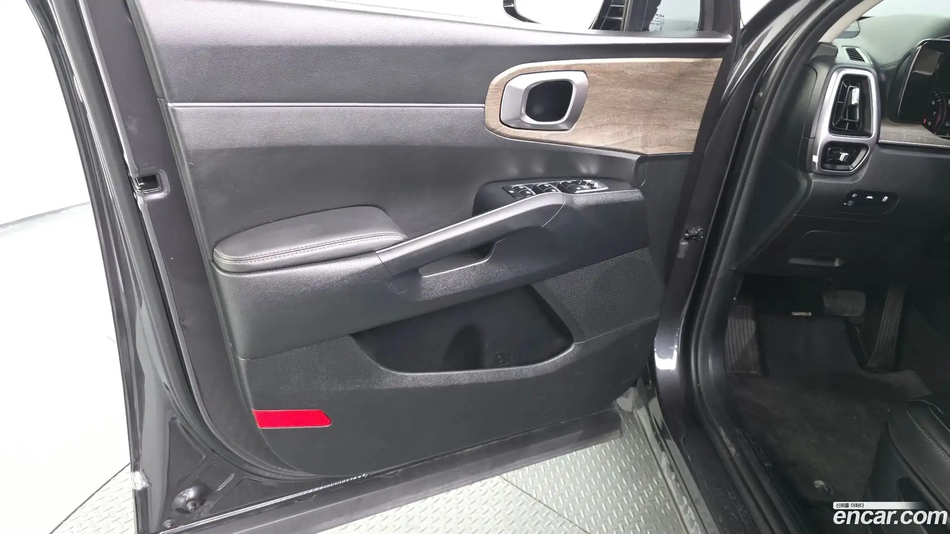 Sorento Kia 2023.1-INNER-034