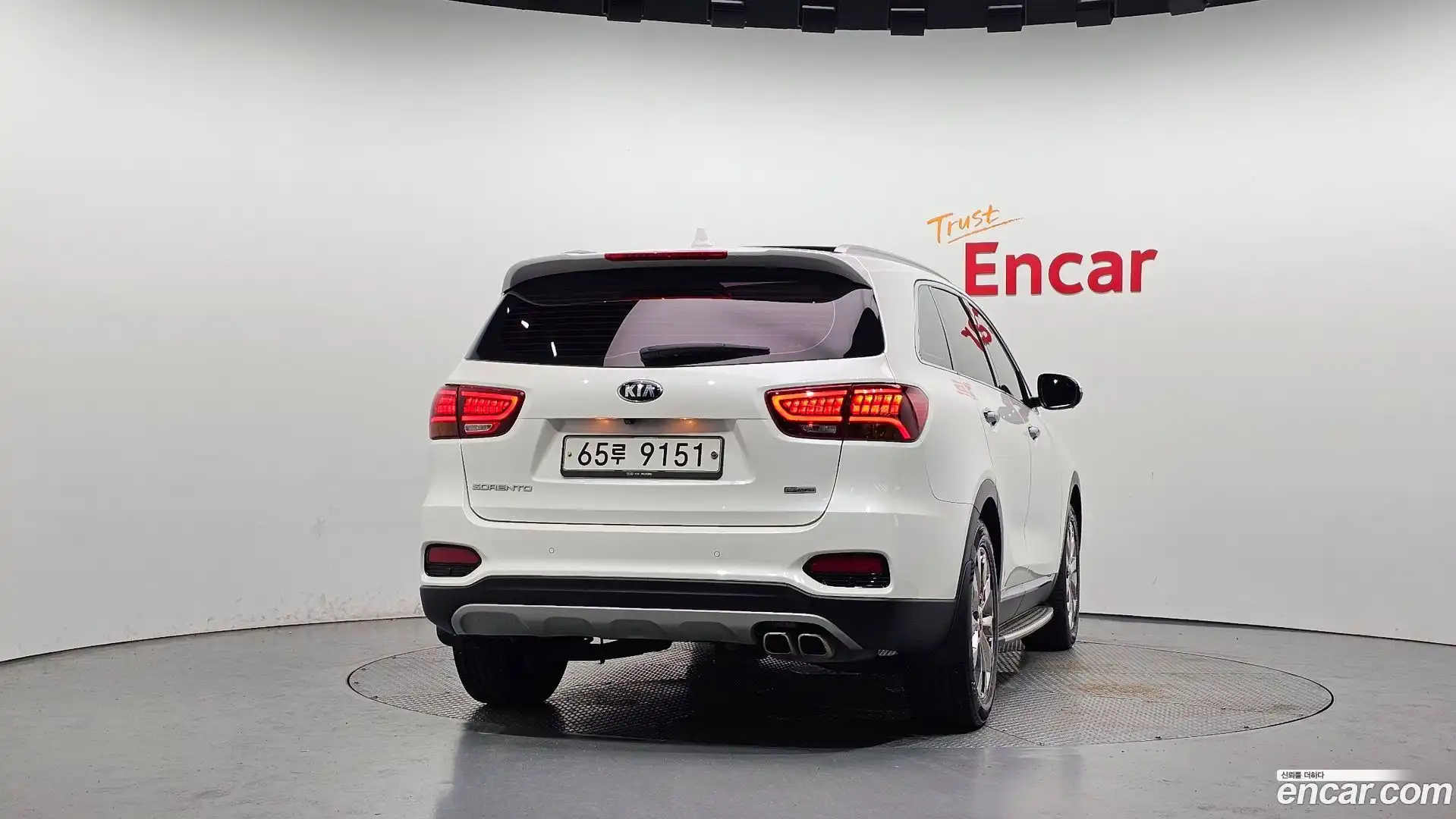 Sorento Kia 2018.0-OUTER-004