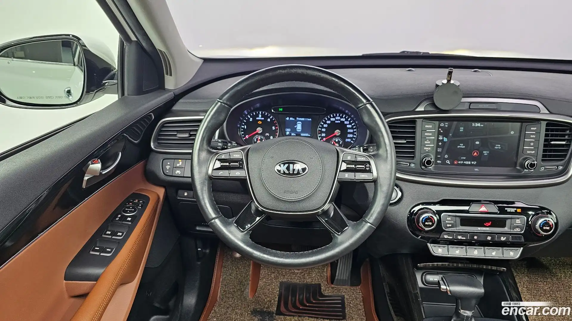 Sorento Kia 2018.0-OPTION-017