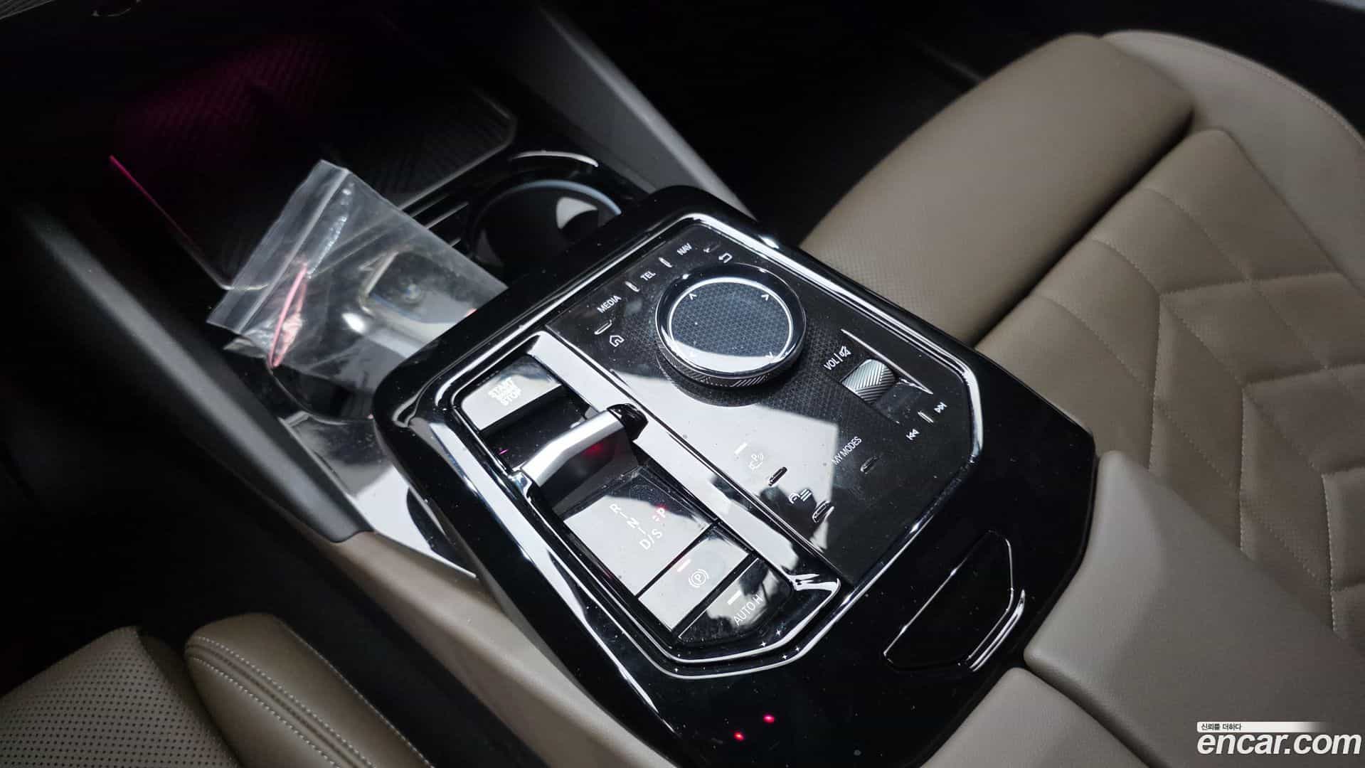 5-Series BMW 2024.5-INNER-009