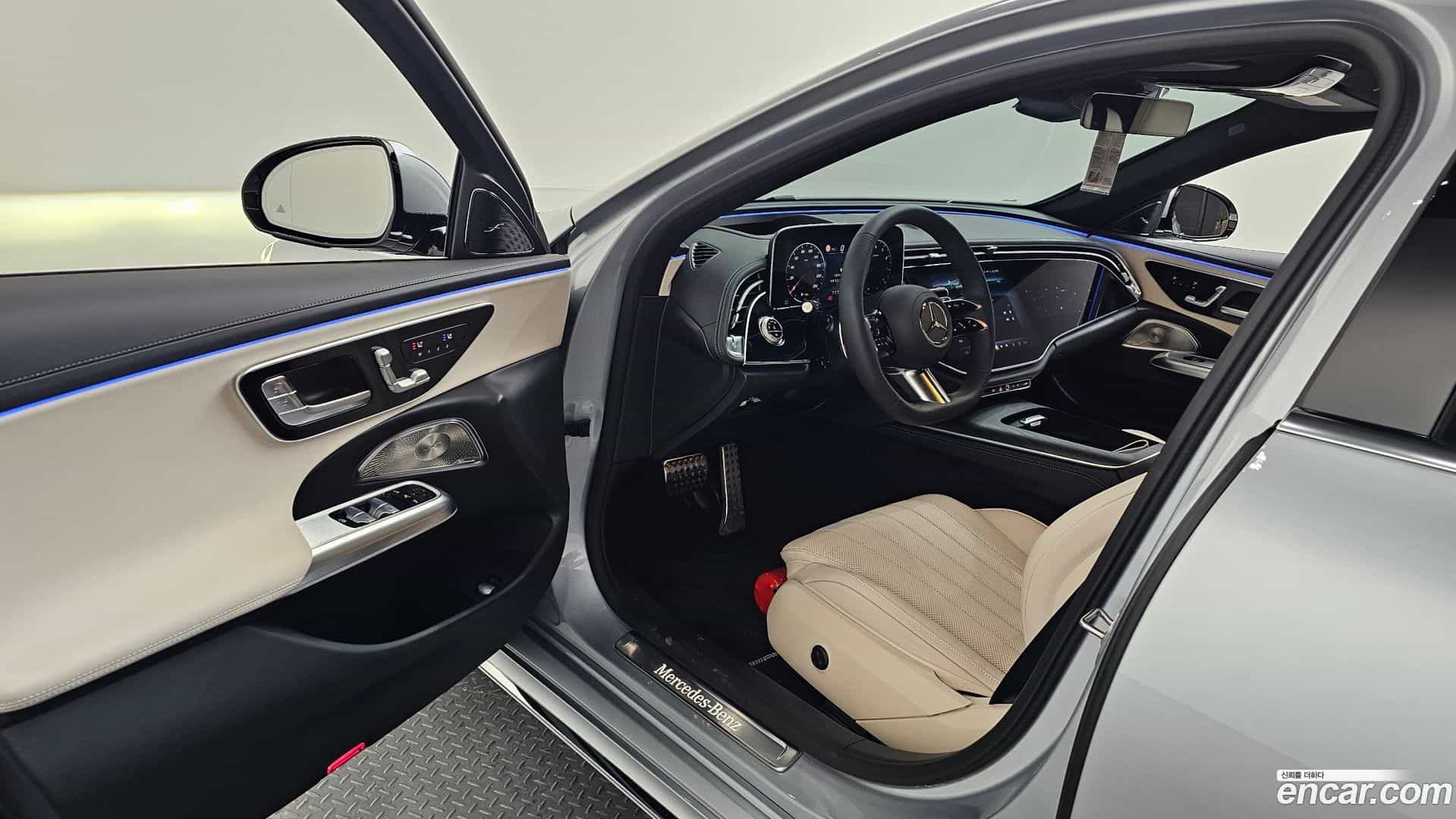 E-Class Mercedes-Benz 2025.8-INNER-010
