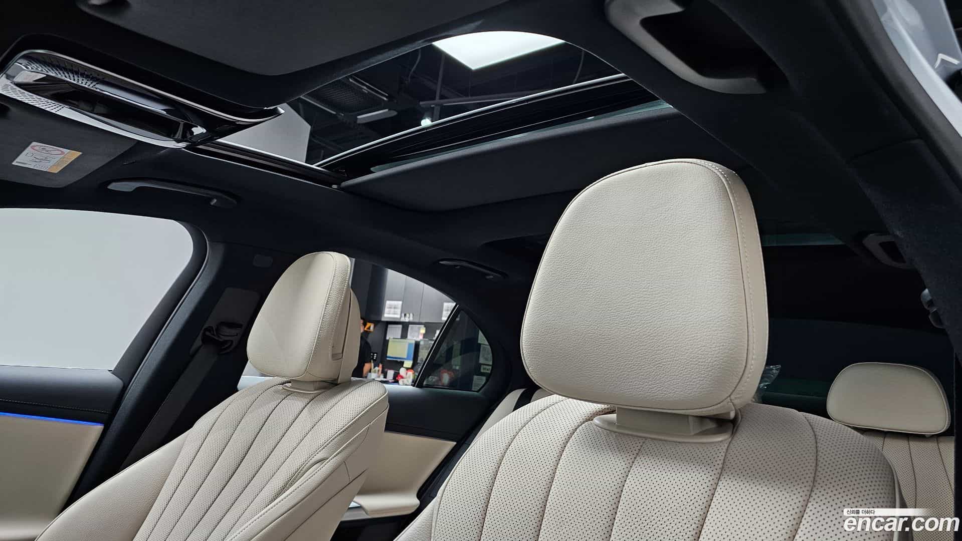 E-Class Mercedes-Benz 2025.8-OPTION-020