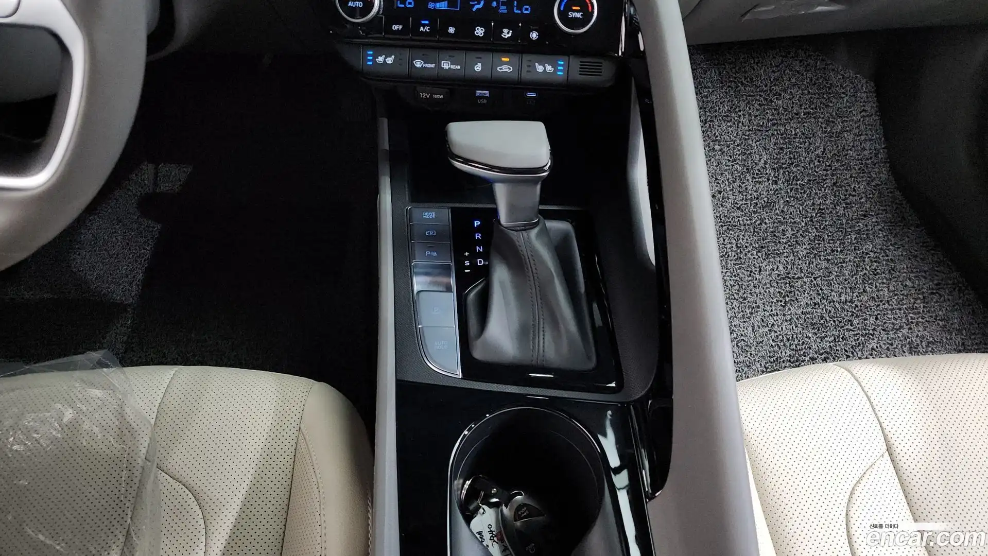 AVANTE Hyundai 2024.4-INNER-009