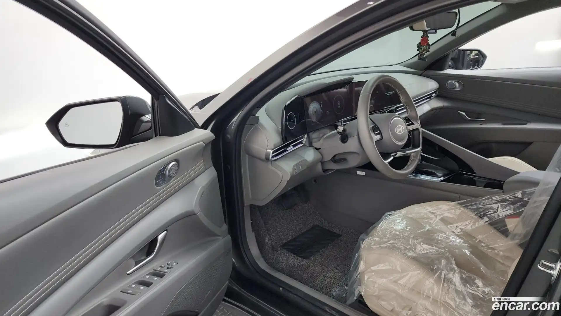 AVANTE Hyundai 2024.4-INNER-010