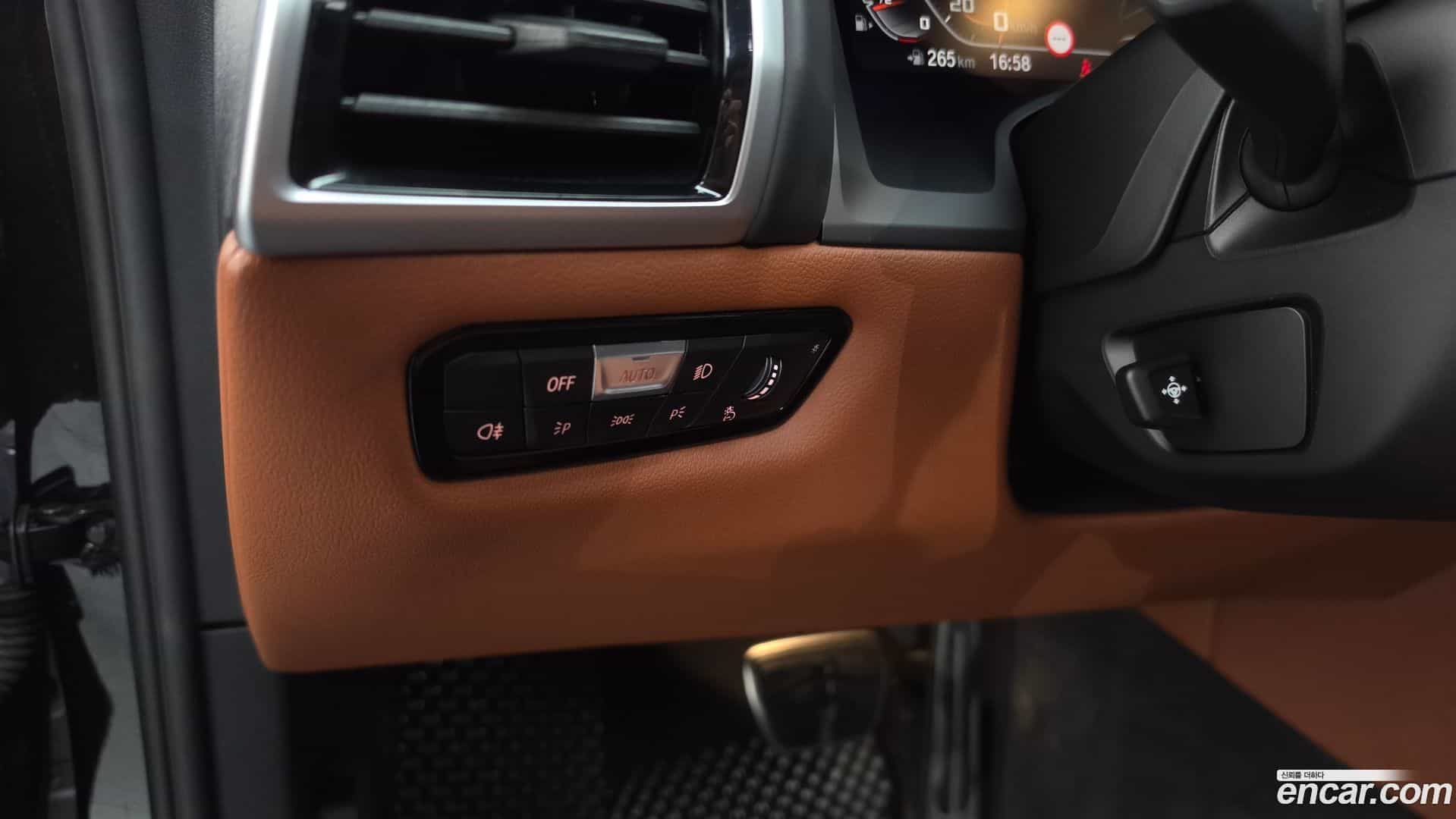 8-Series BMW 2024.10-OPTION-024