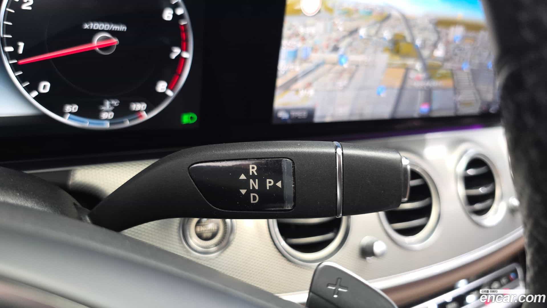 E-Class Mercedes-Benz 2016.6-INNER-009