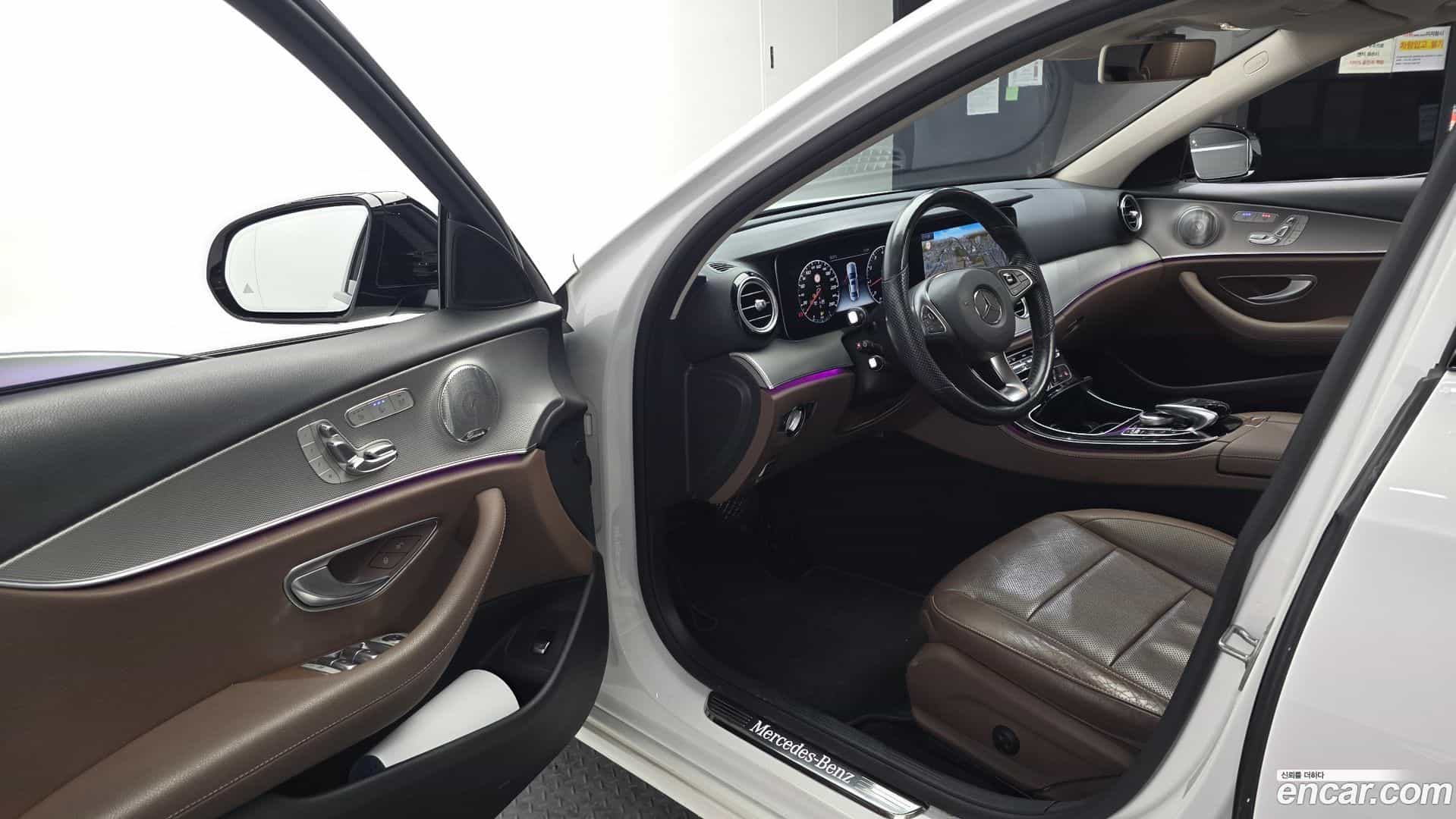 E-Class Mercedes-Benz 2016.6-INNER-010