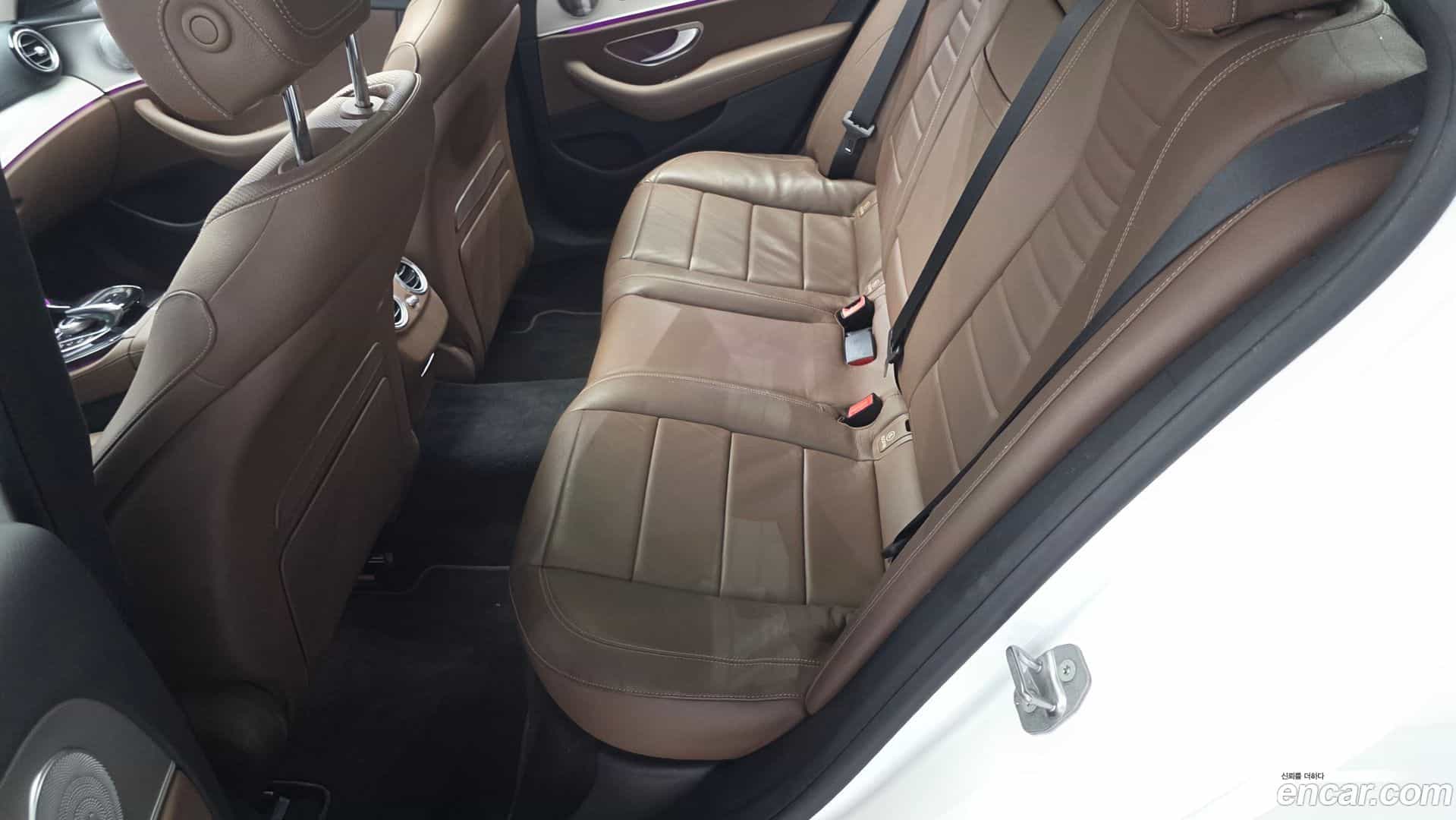 E-Class Mercedes-Benz 2016.6-OPTION-015