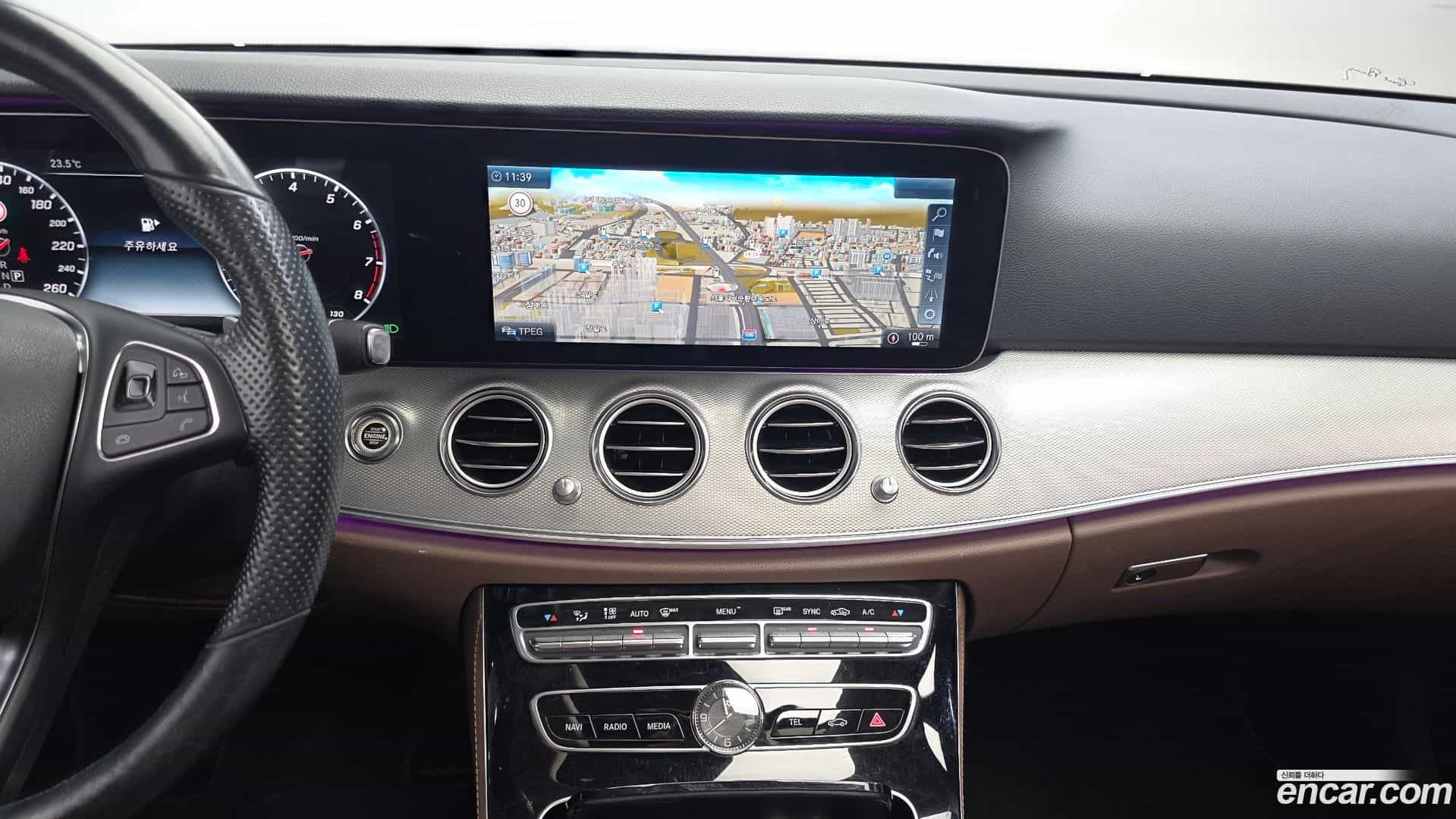 E-Class Mercedes-Benz 2016.6-OPTION-018