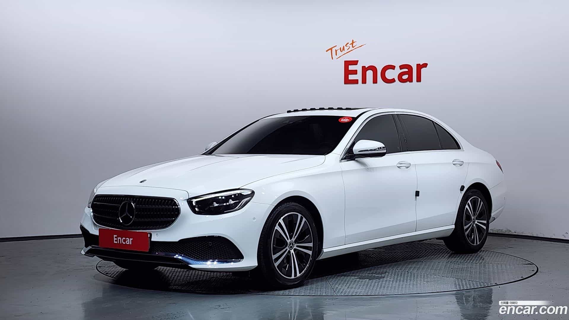 E-Class Mercedes-Benz 2020.11-OUTER-001