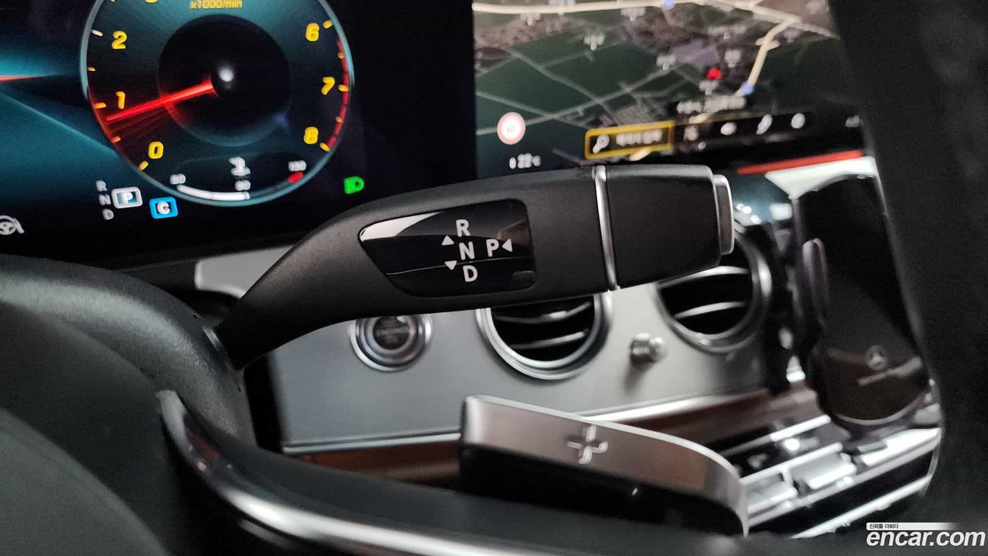 E-Class Mercedes-Benz 2020.11-INNER-009