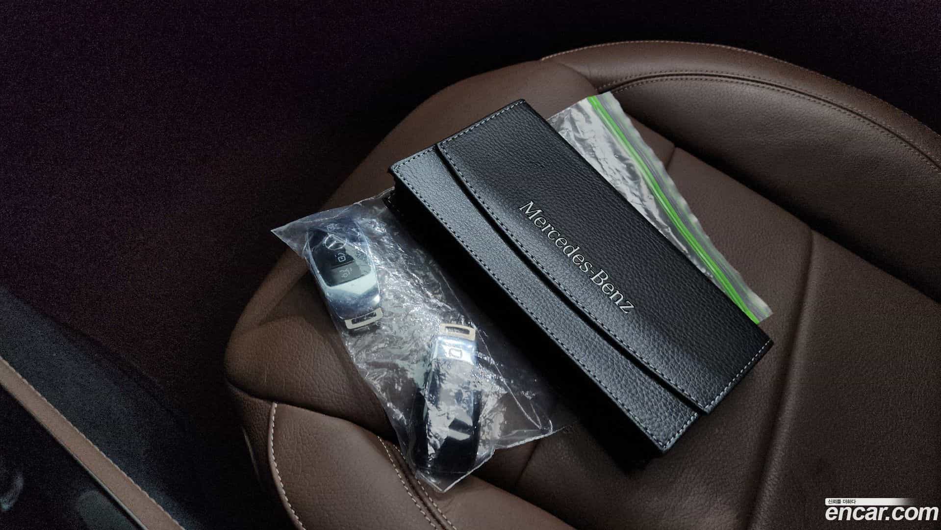 E-Class Mercedes-Benz 2020.11-OPTION-019
