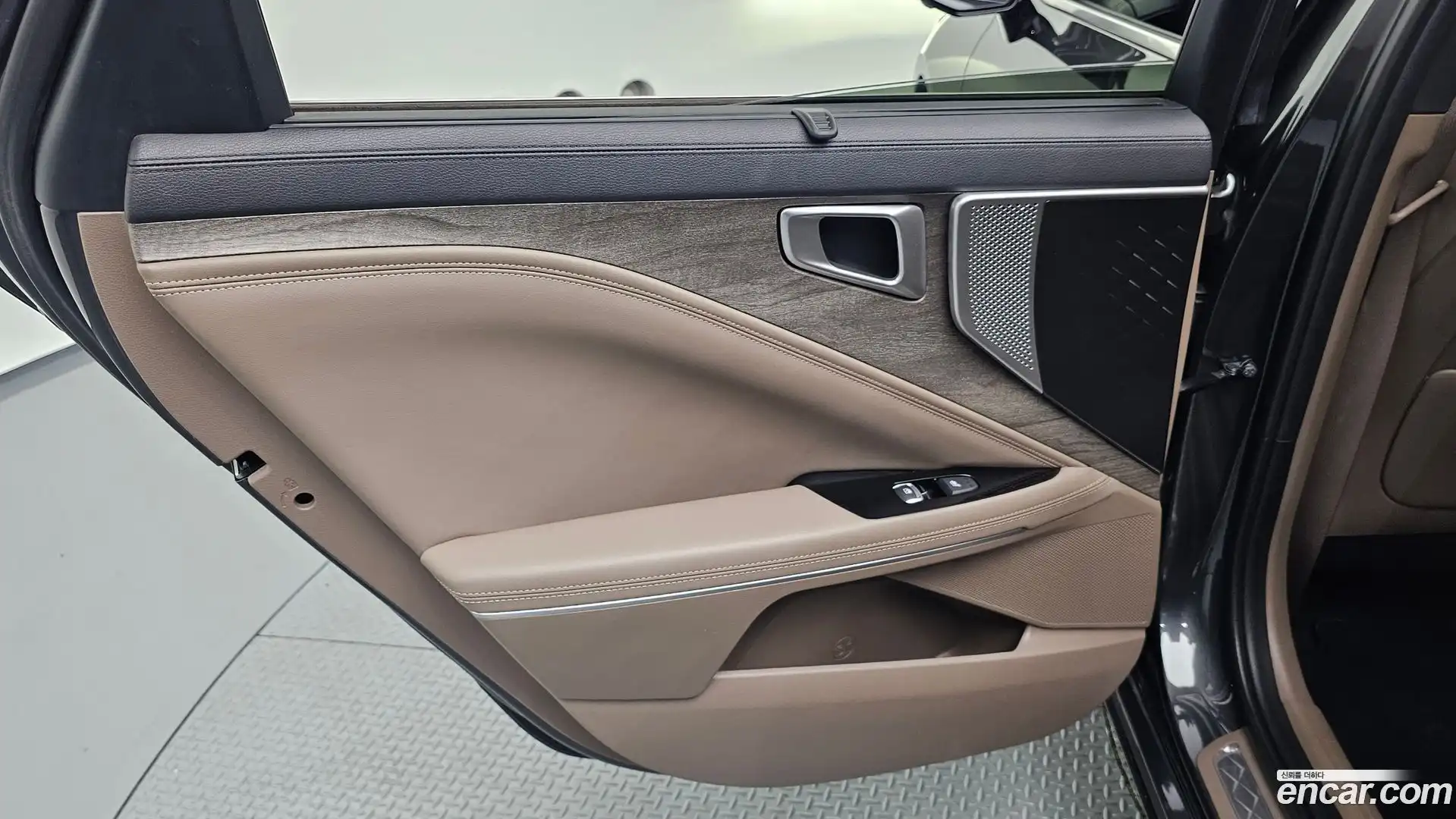 K8 Kia 2022.8-INNER-035