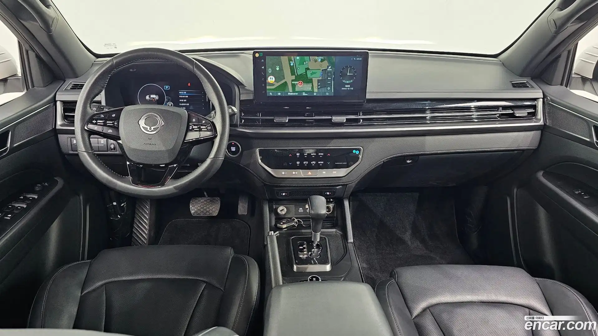 Rexton KG Mobility 2023.10-INNER-007